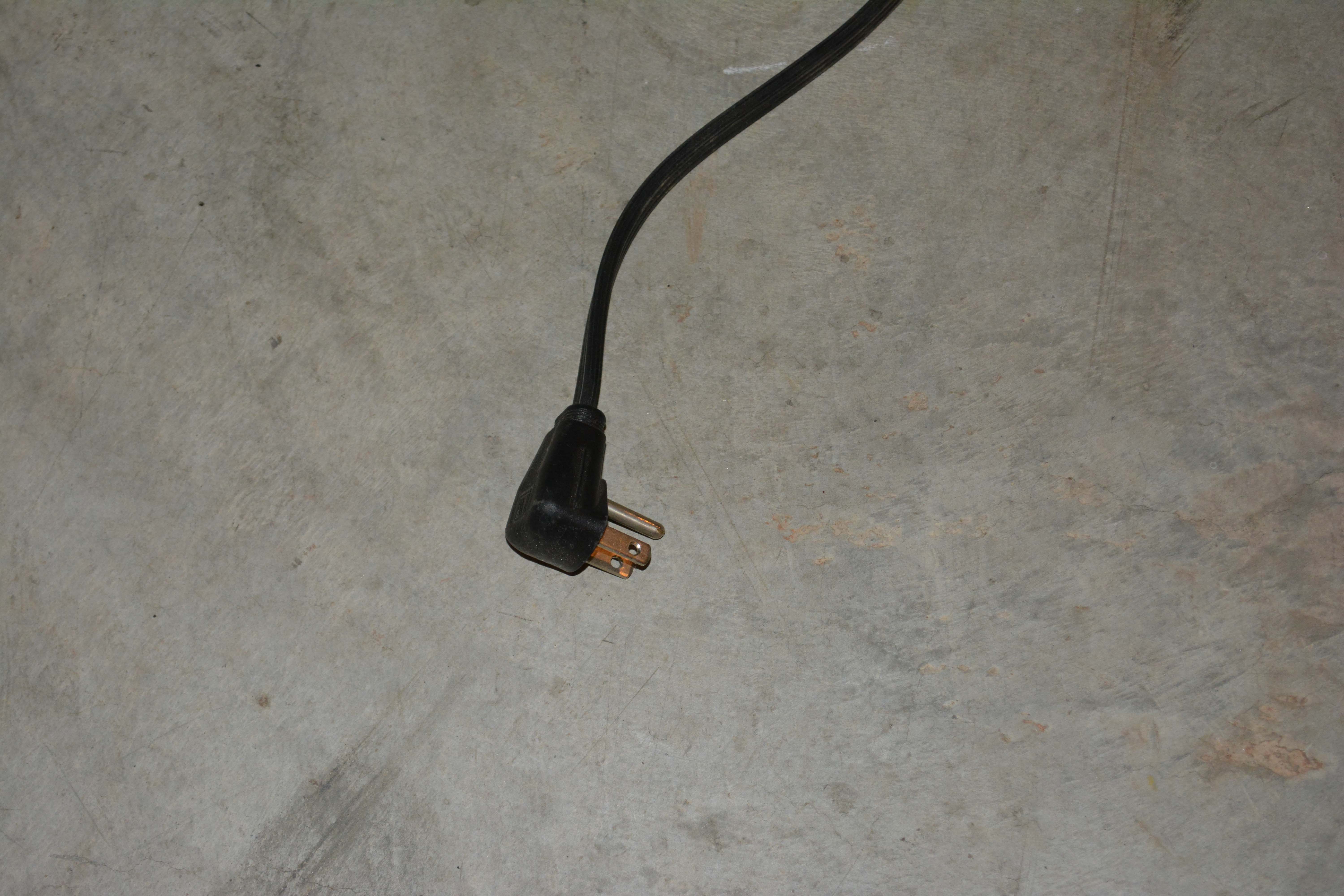 Sanyo SR-3720M Miniature Fridge