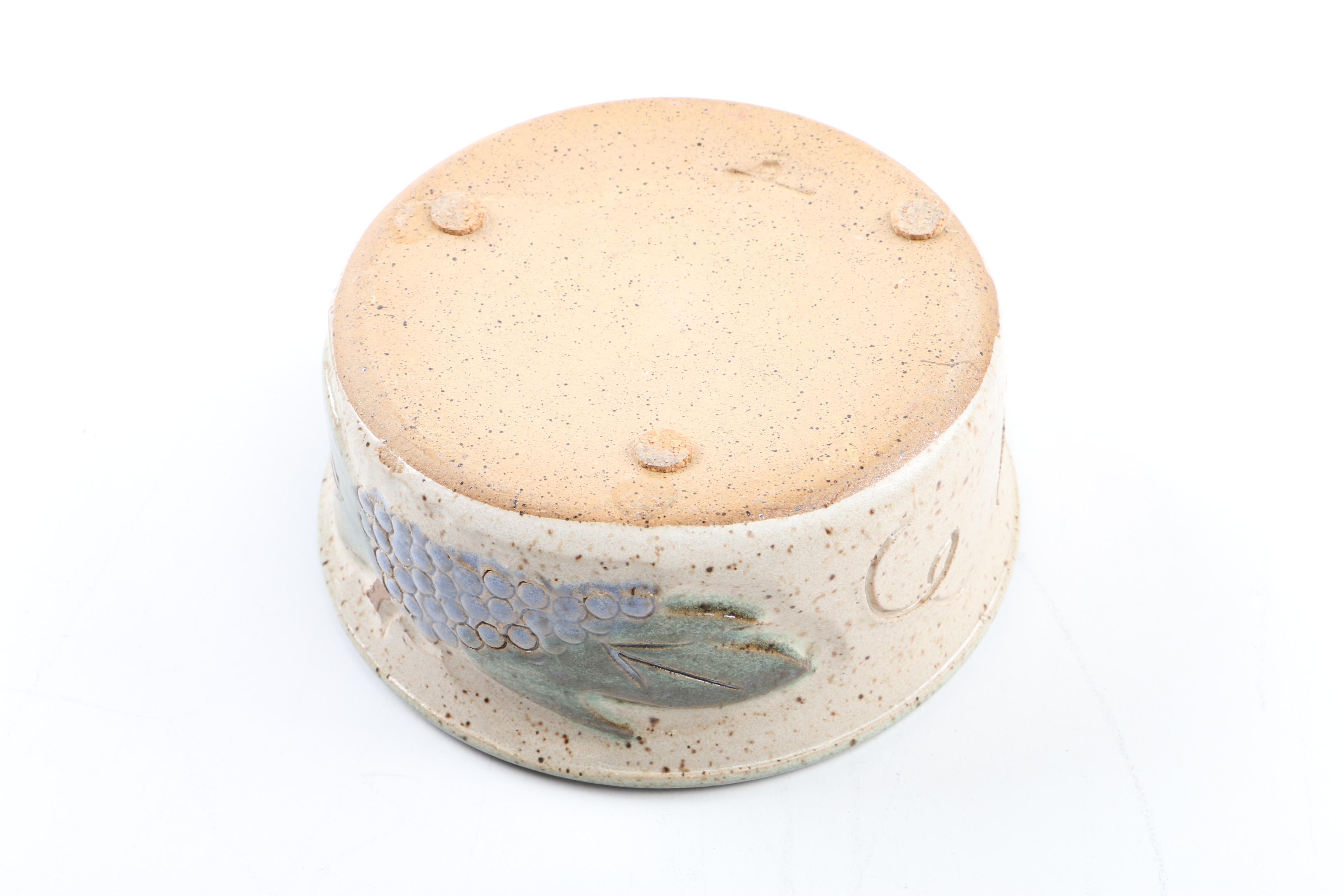 Annapolis Art Pottery Bun Warmer and Bowl