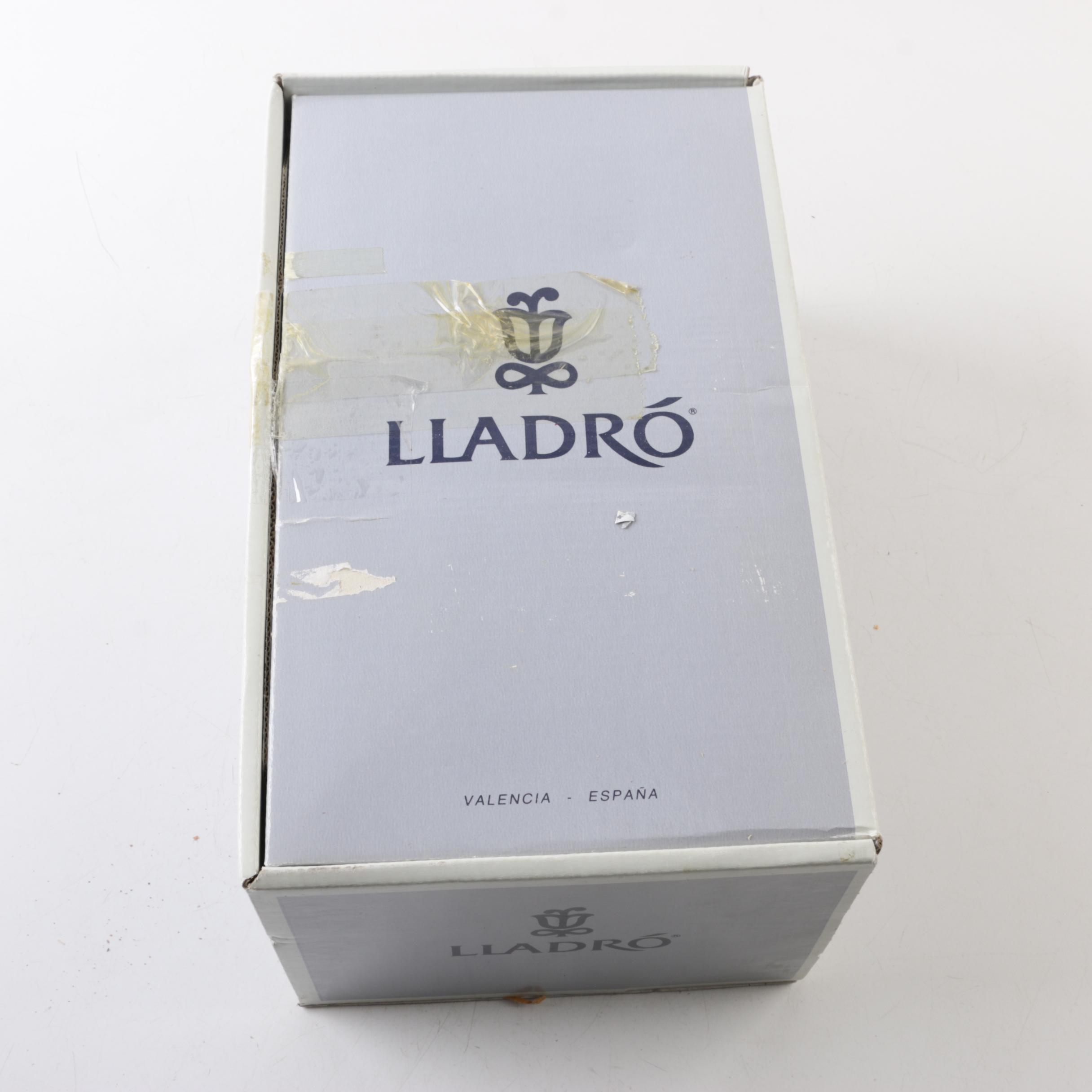 Lladró Cow with Suckling Pig Figurine