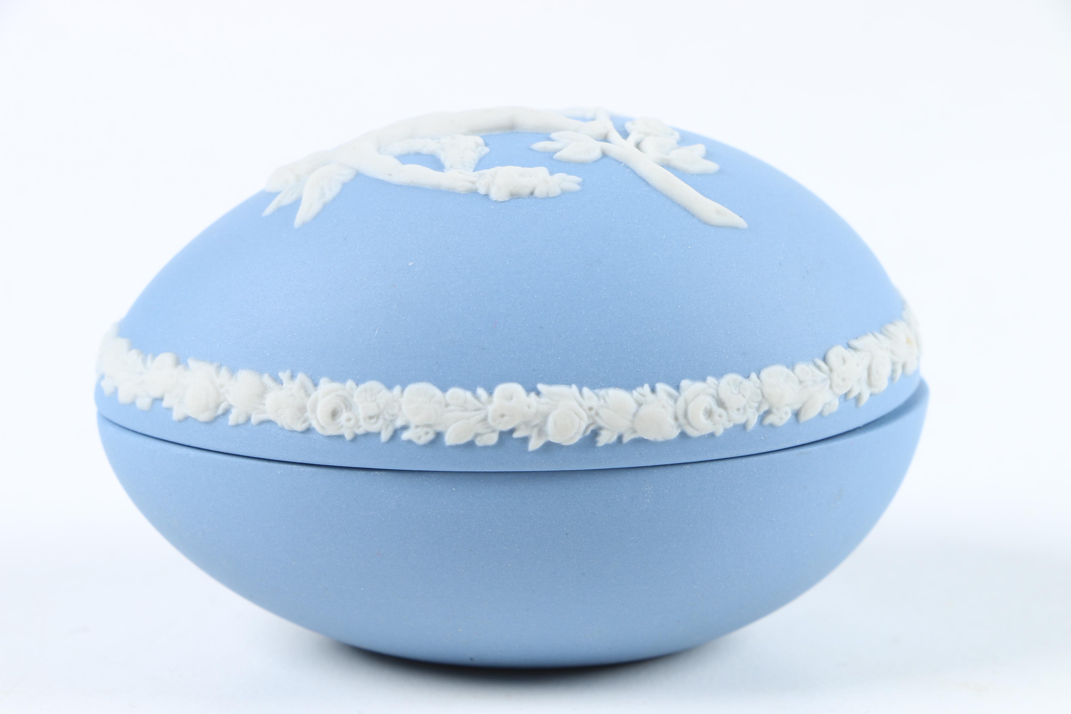 Wedgwood Porcelain Vase and Decor