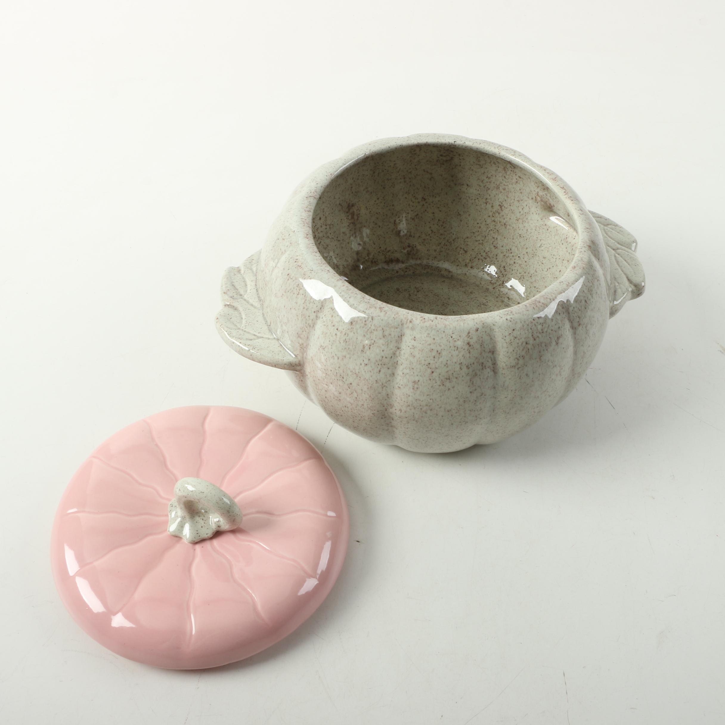Hoenig Pottery Covered Pumpkin Covered Bowl