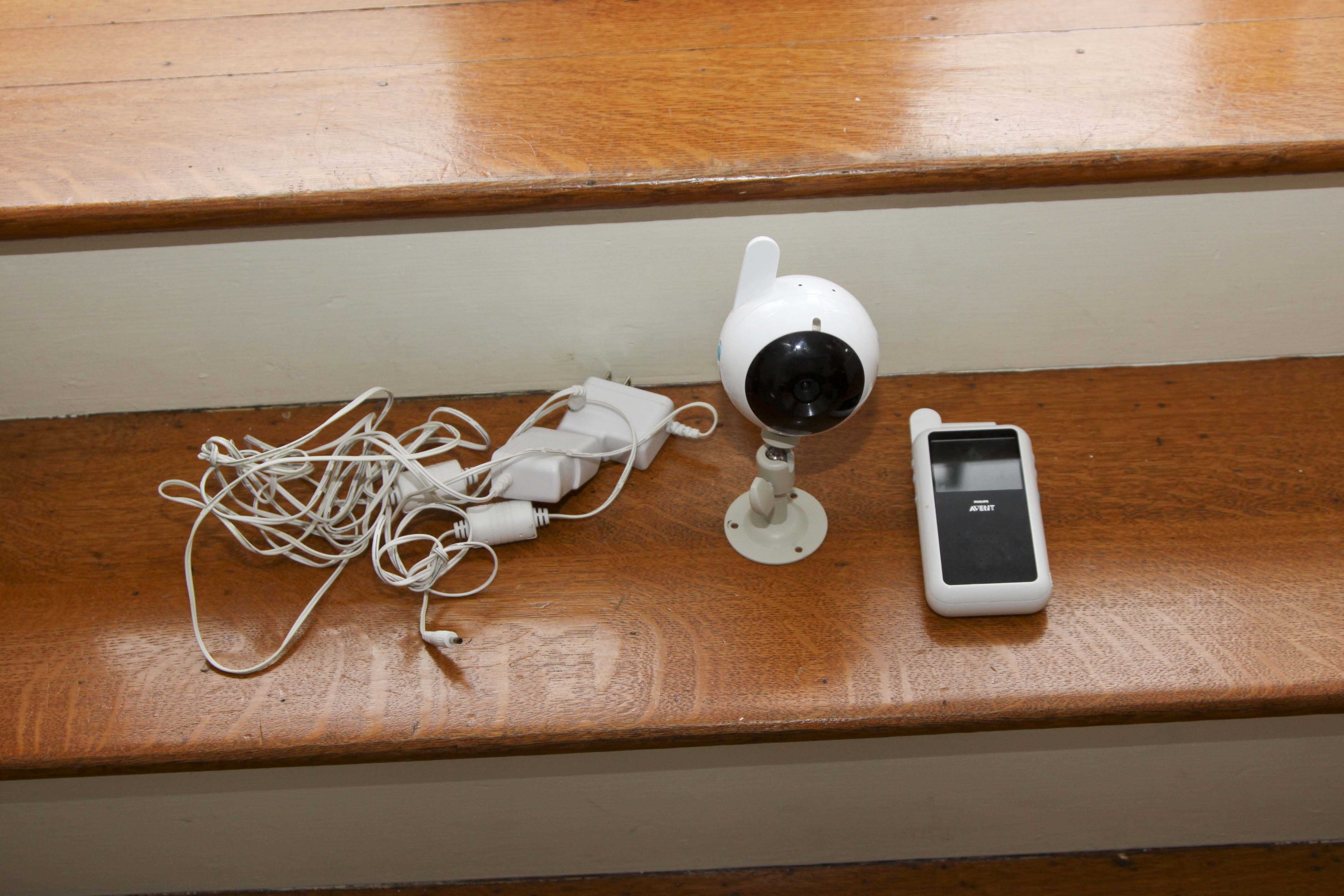 Kelty Kids Corner Child Carrier and Avent Monitor