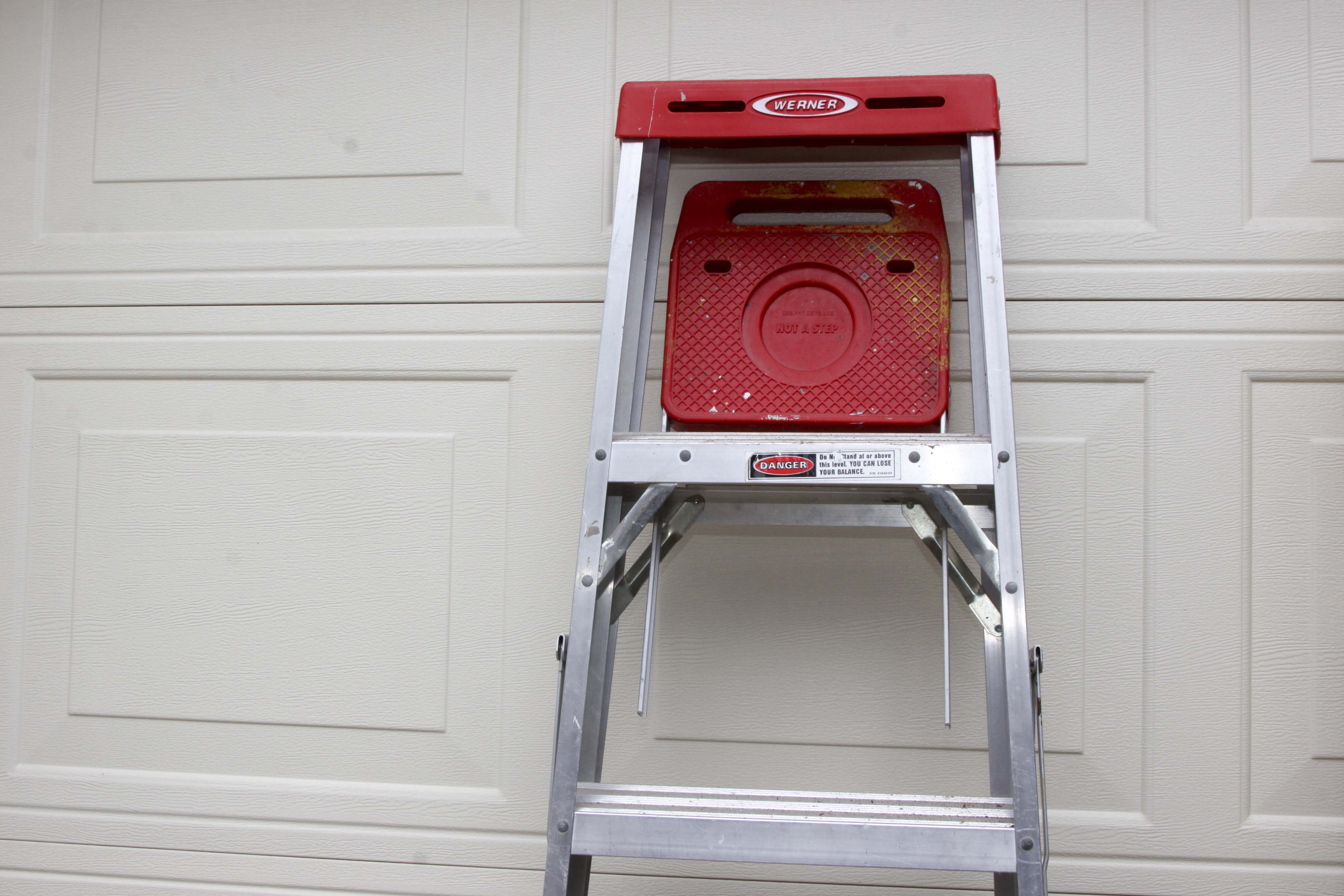 Pairing of Werner Six Foot Ladders