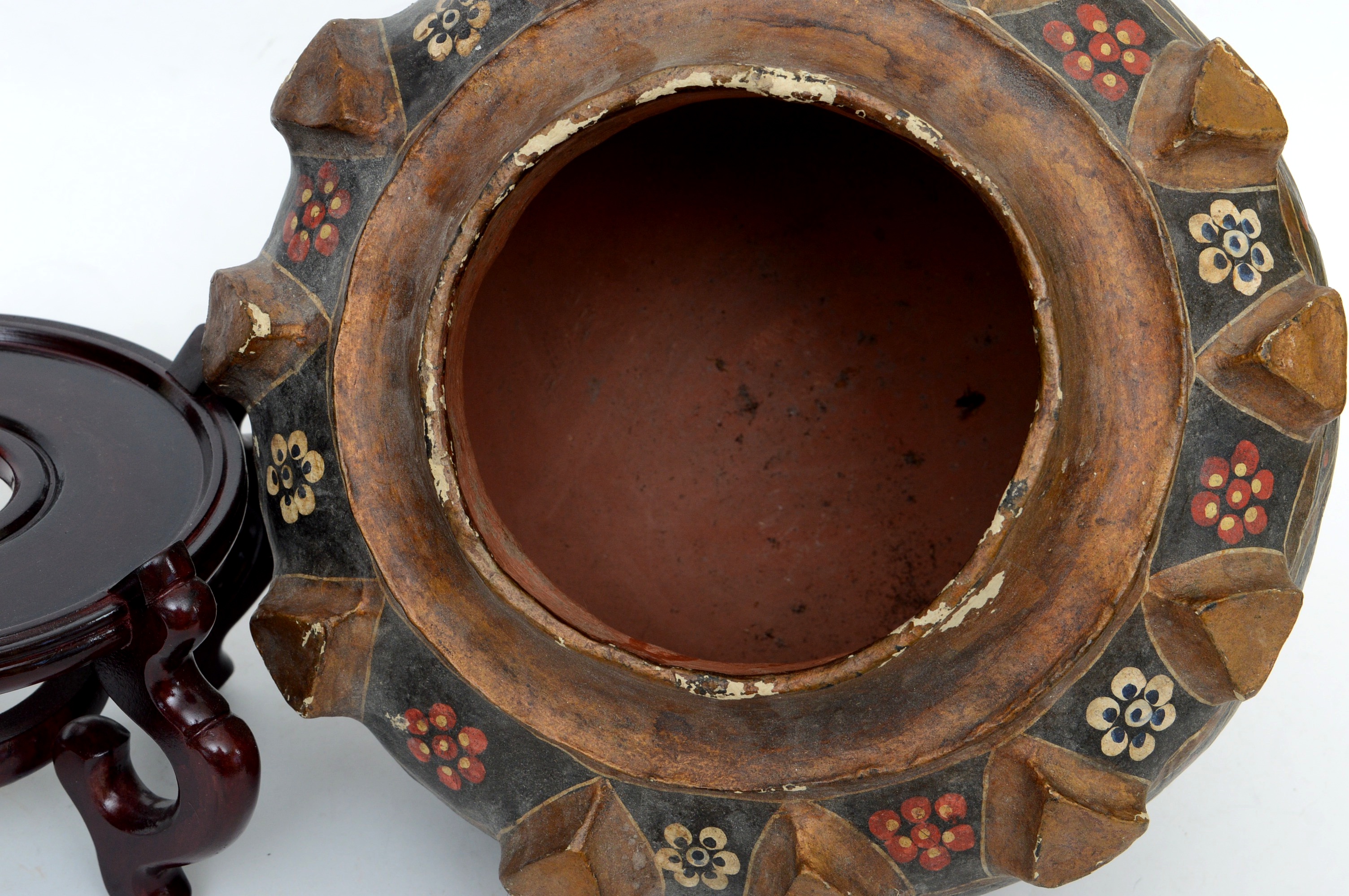 Vintage Indian Style Papier-mâché Urn with Wood Stand