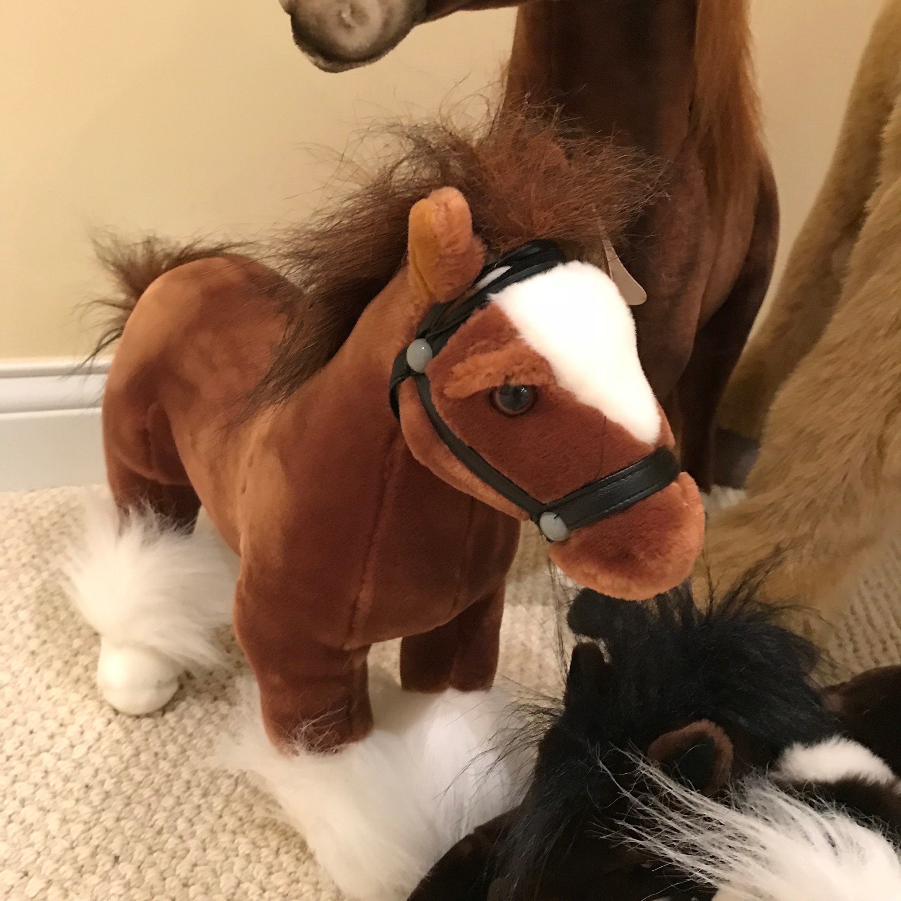 Large Stuffed FAO Schwarz Horse, Interactive Horse and Stuffed Toys