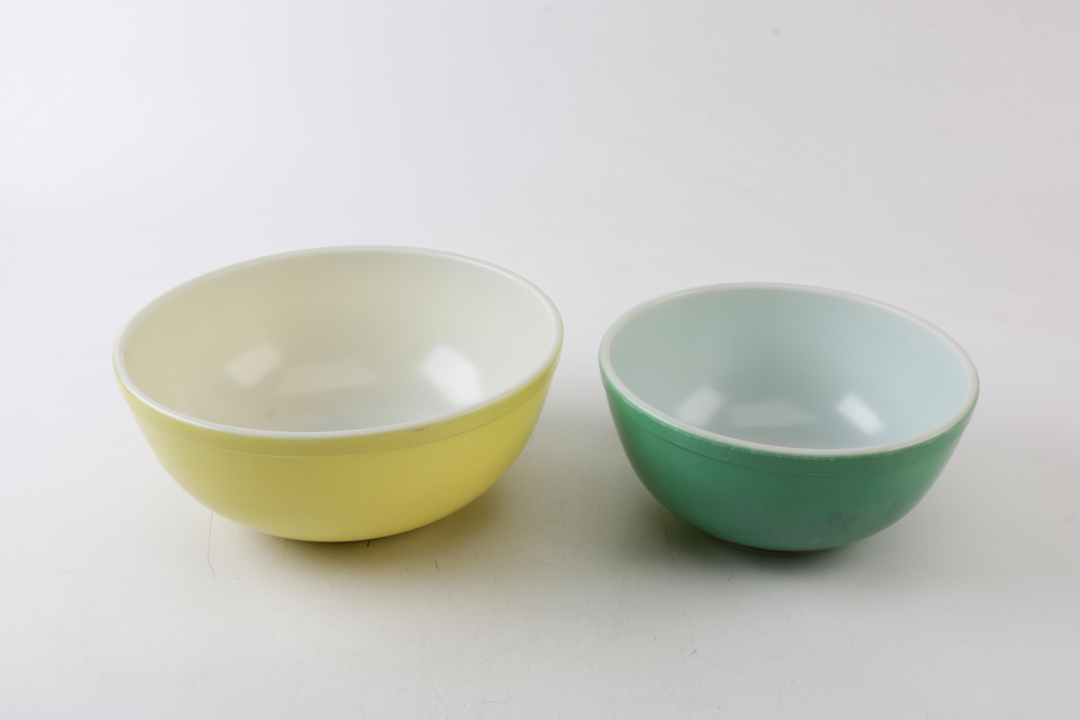 Pyrex "Primary Colors" Mixing Bowls, Circa 1945-1949