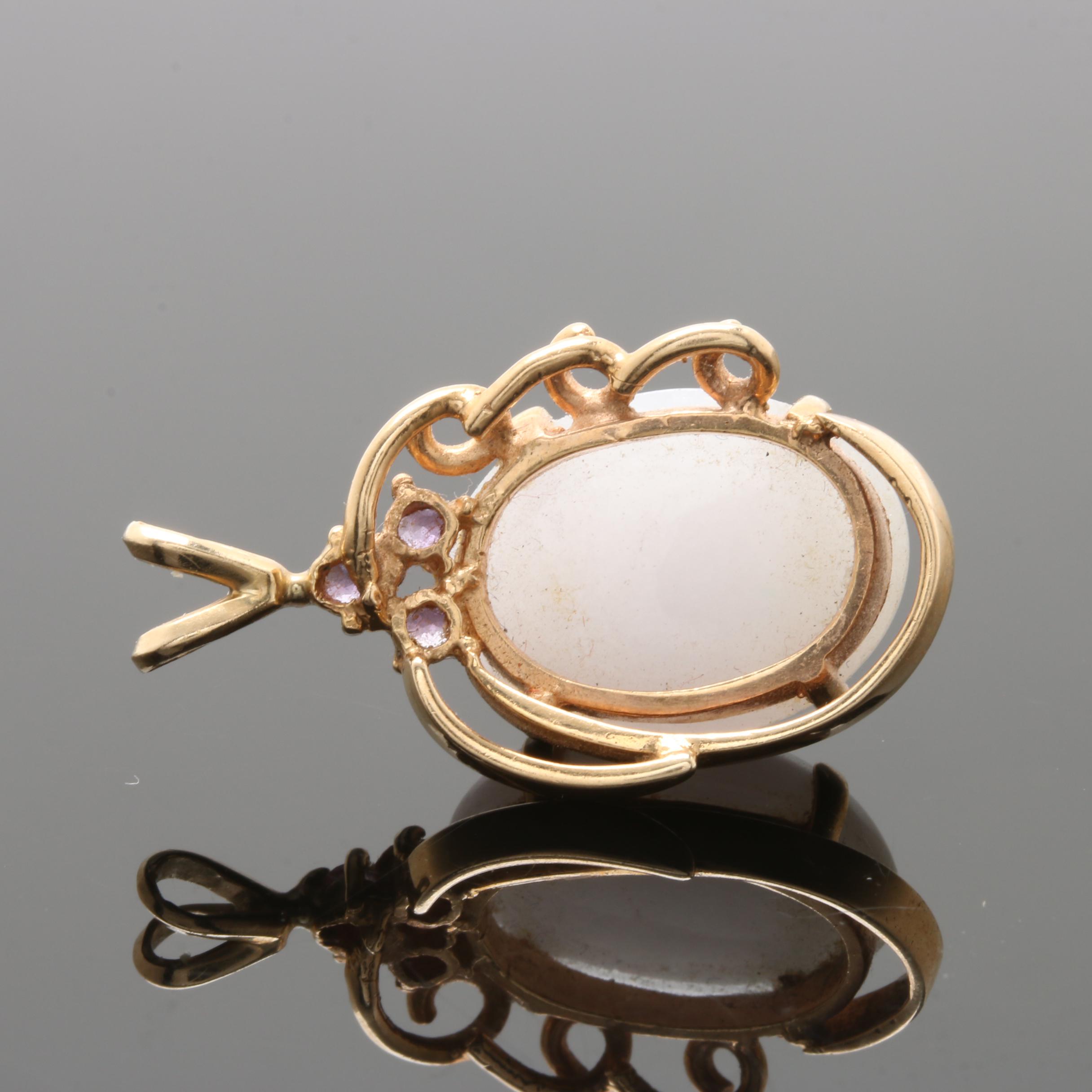 14K Yellow Gold Jadeite and Amethyst Pendant