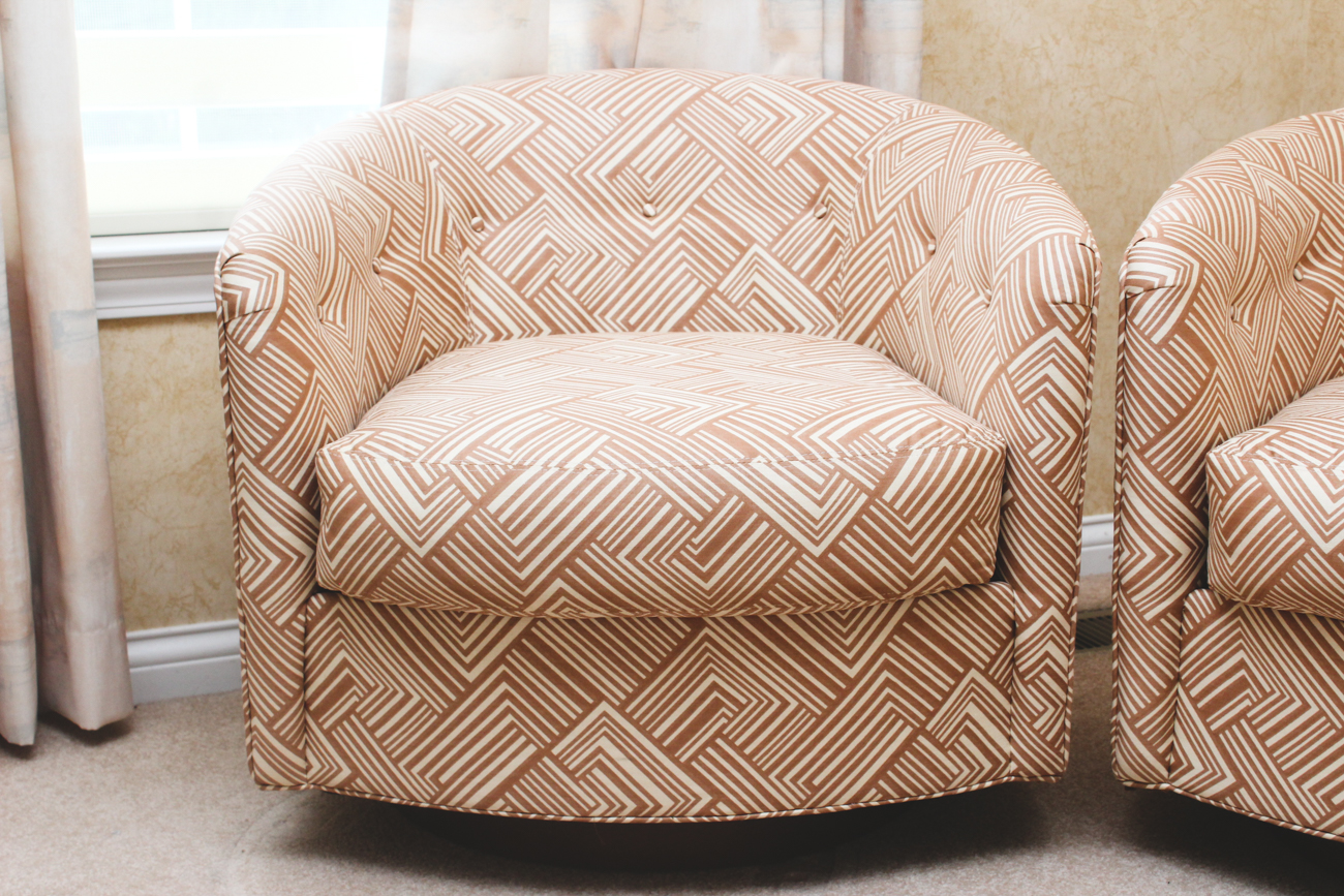 Pair of Mid Century Barrel-Back Swivel Armchairs by Selig of Monroe