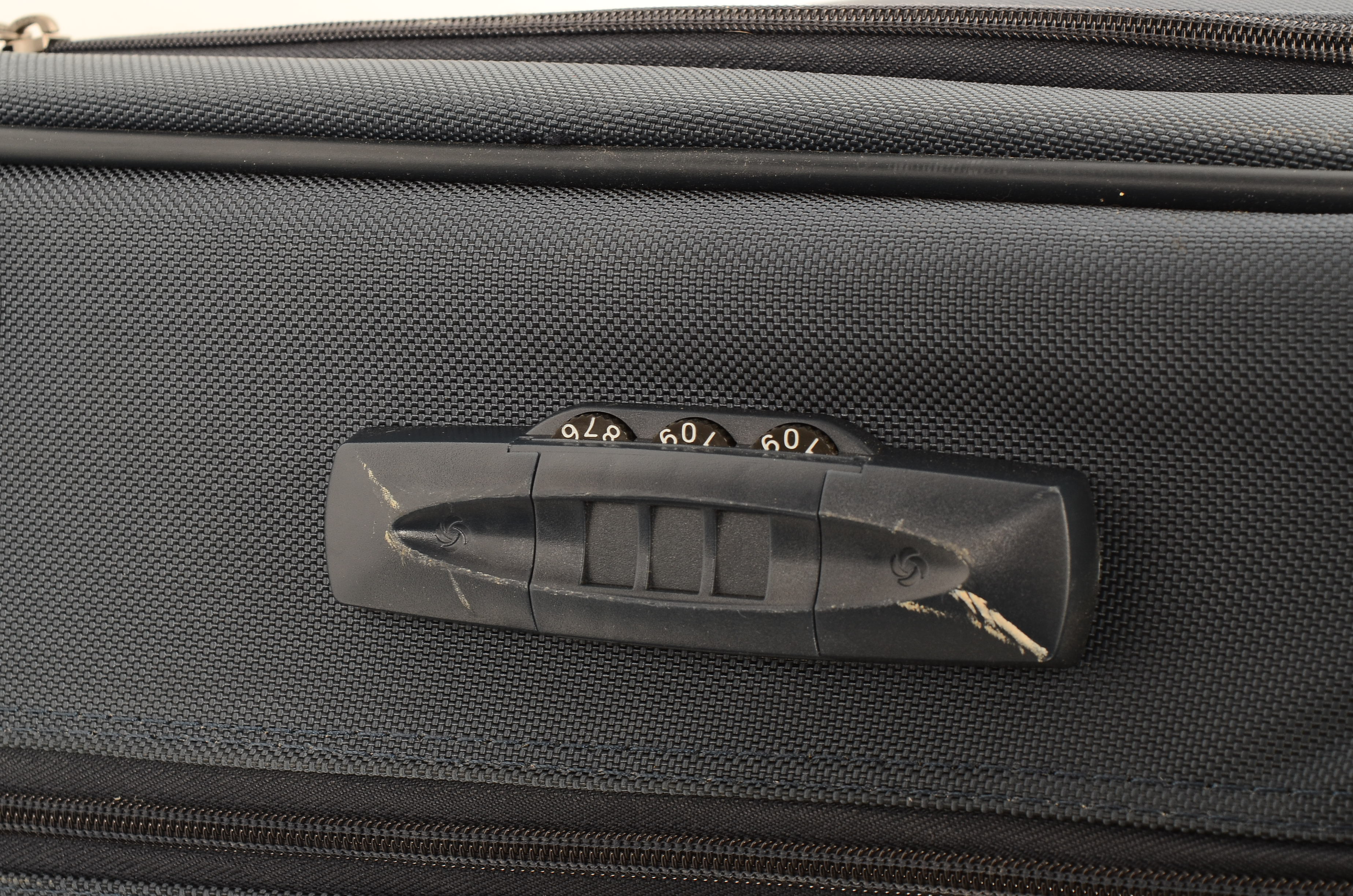 Samsonite Rolling Suitcase