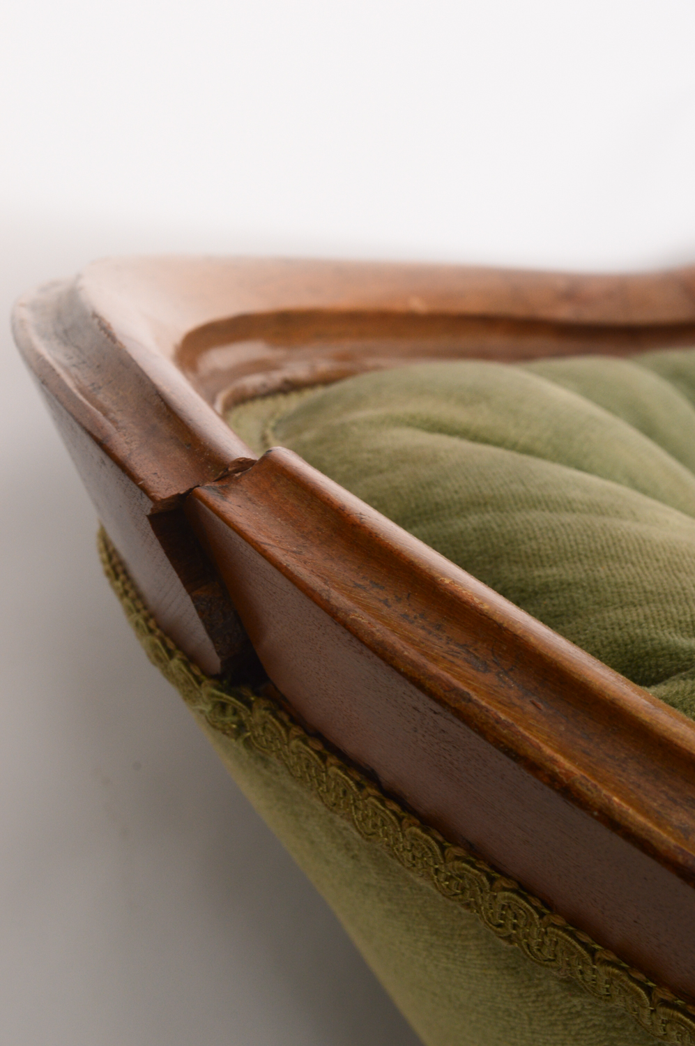 Vintage Victorian Style Settee