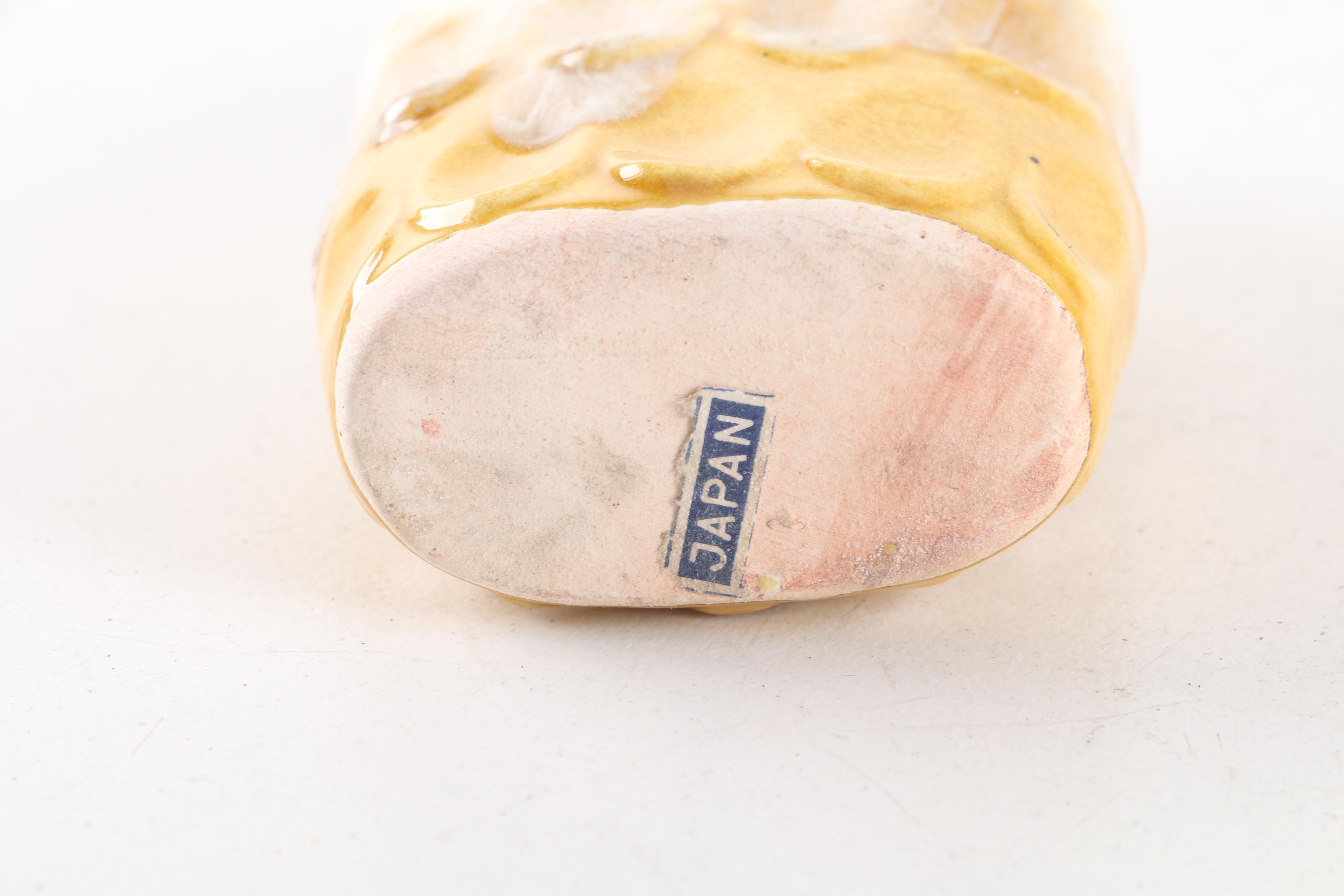 Vintage Pacific Japan Ceramic Table Lighter and Ash Reciever Sets