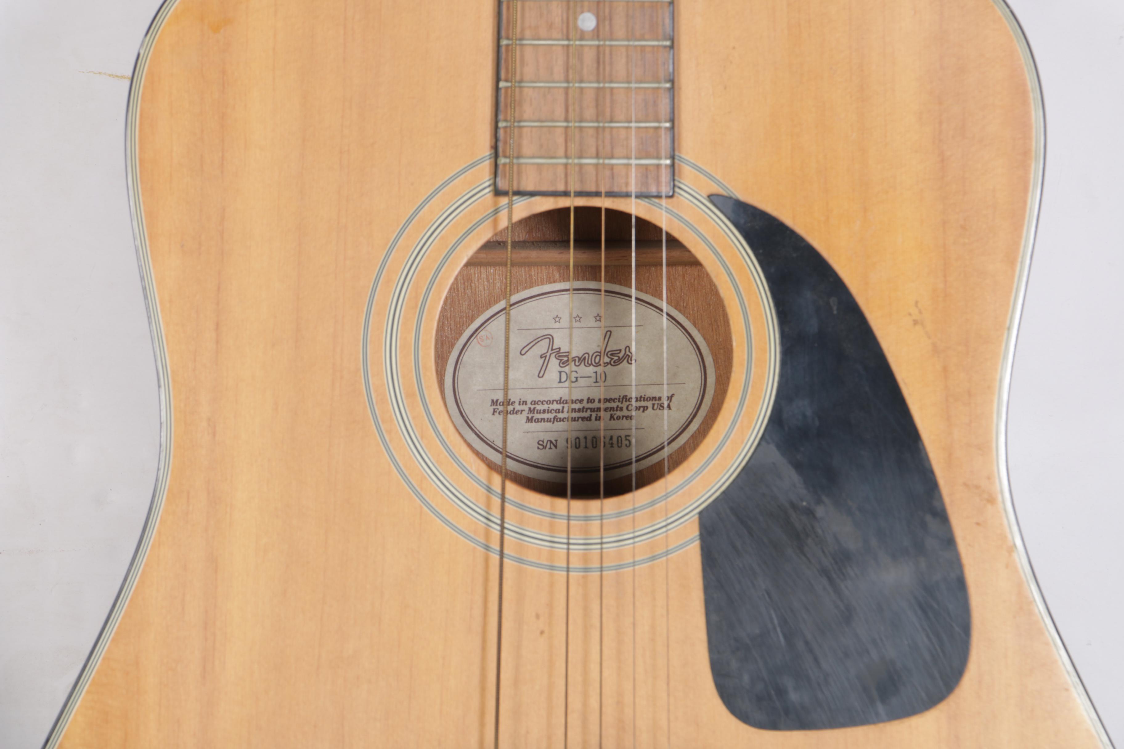 Fender DG-10 Dreadnought Acoustic Guitar