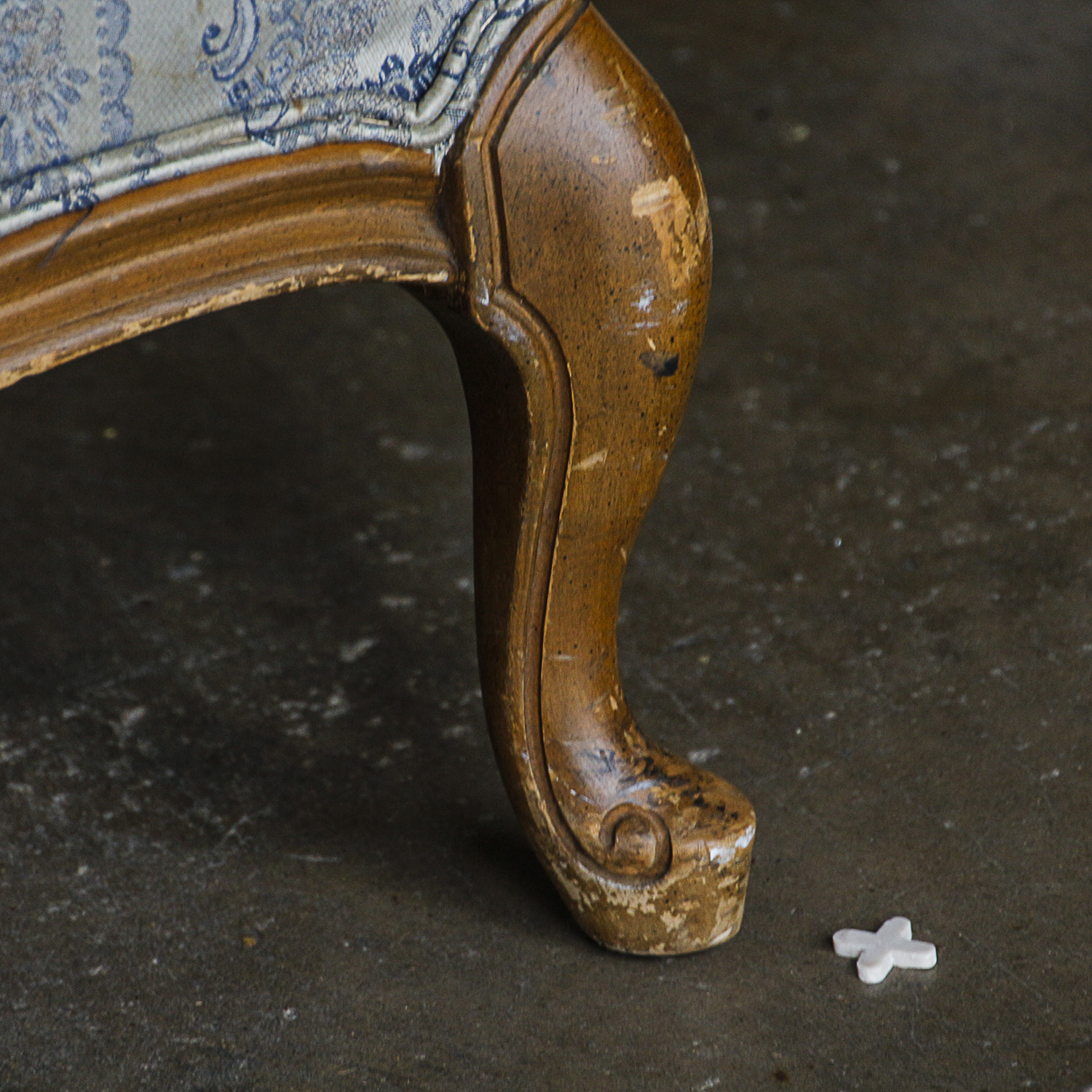 White and Blue Floral Upholstered Louis XV Style Sofa