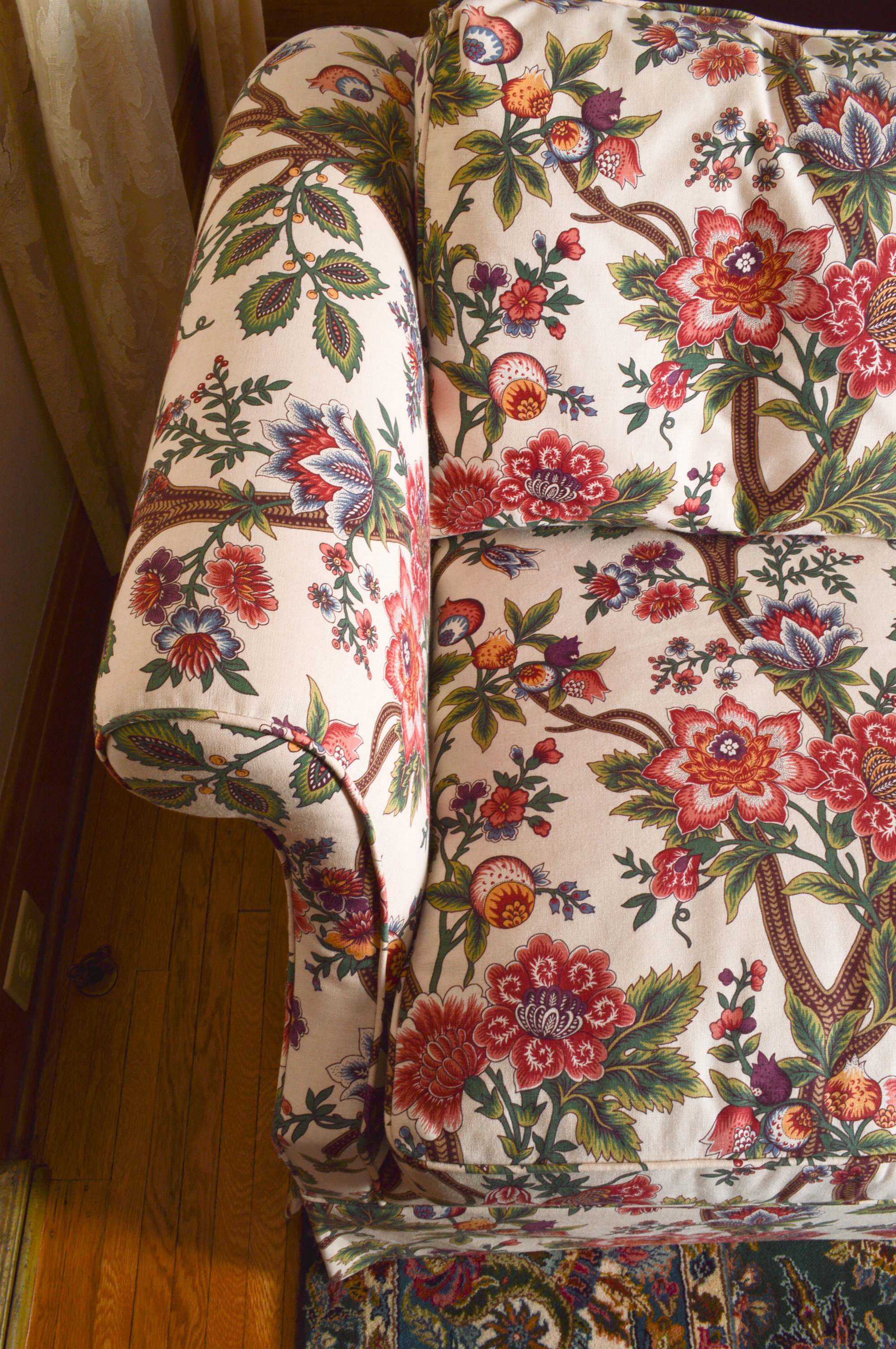 Century Furniture Floral Chintz Love Seat