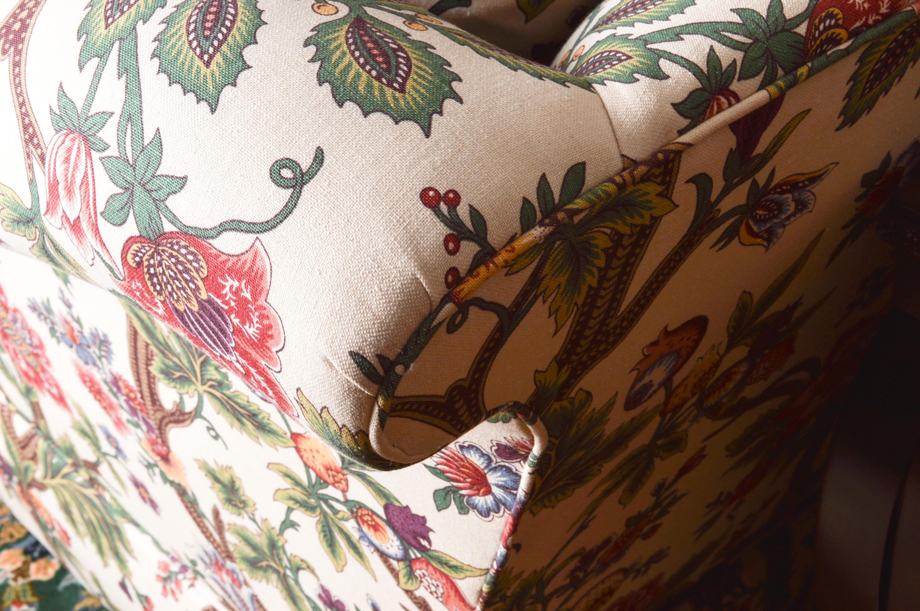 Century Furniture Floral Chintz Love Seat