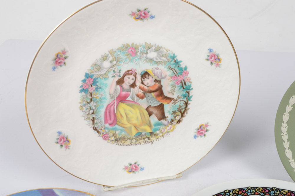 Decorative Collector's Plates