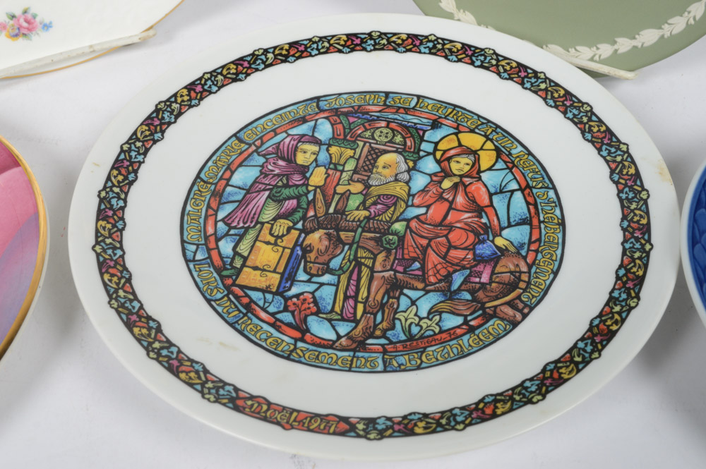 Decorative Collector's Plates