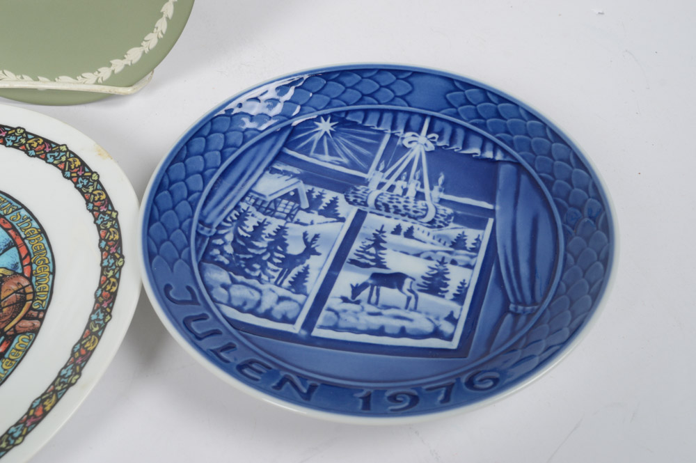 Decorative Collector's Plates