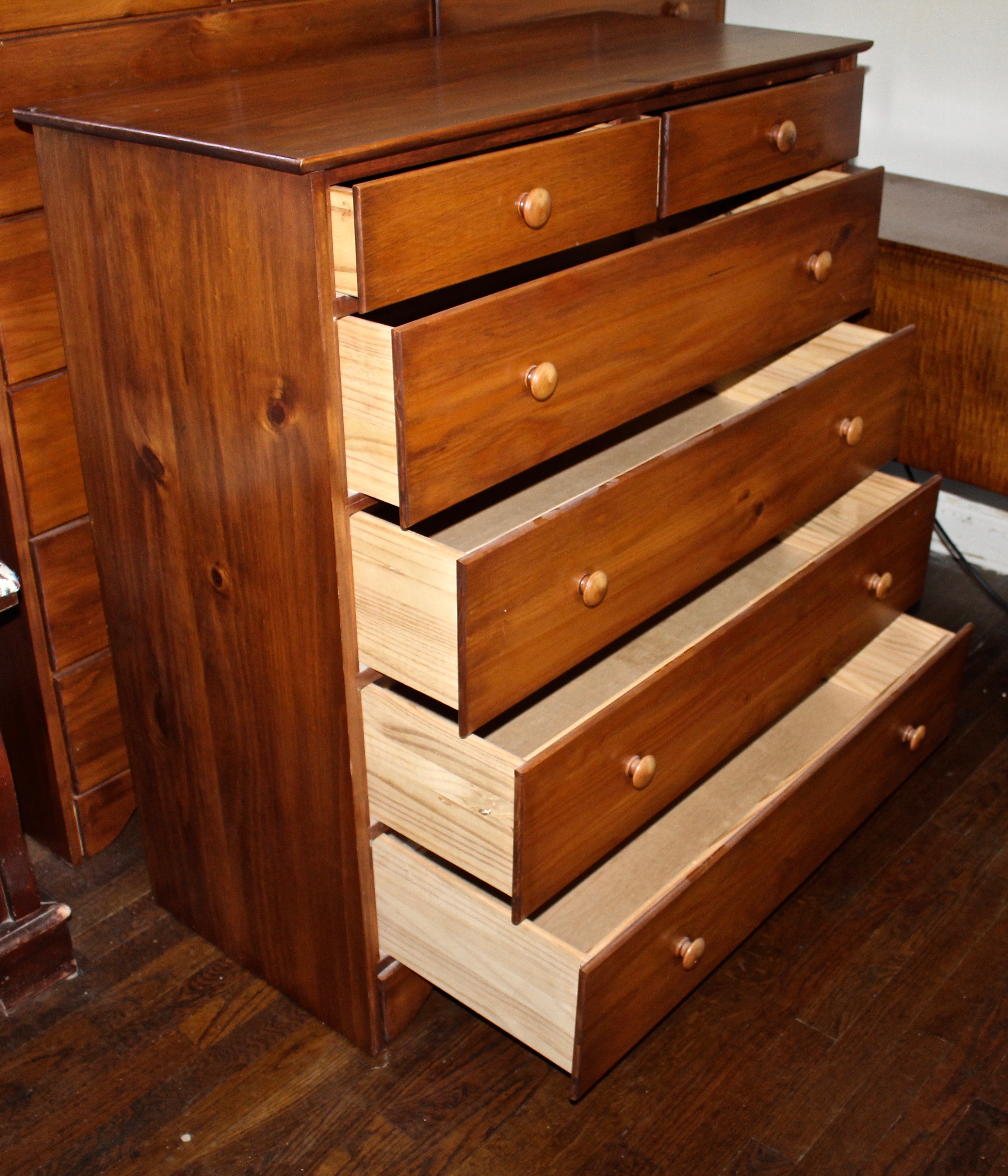 Cherry Wooden Dresser Set