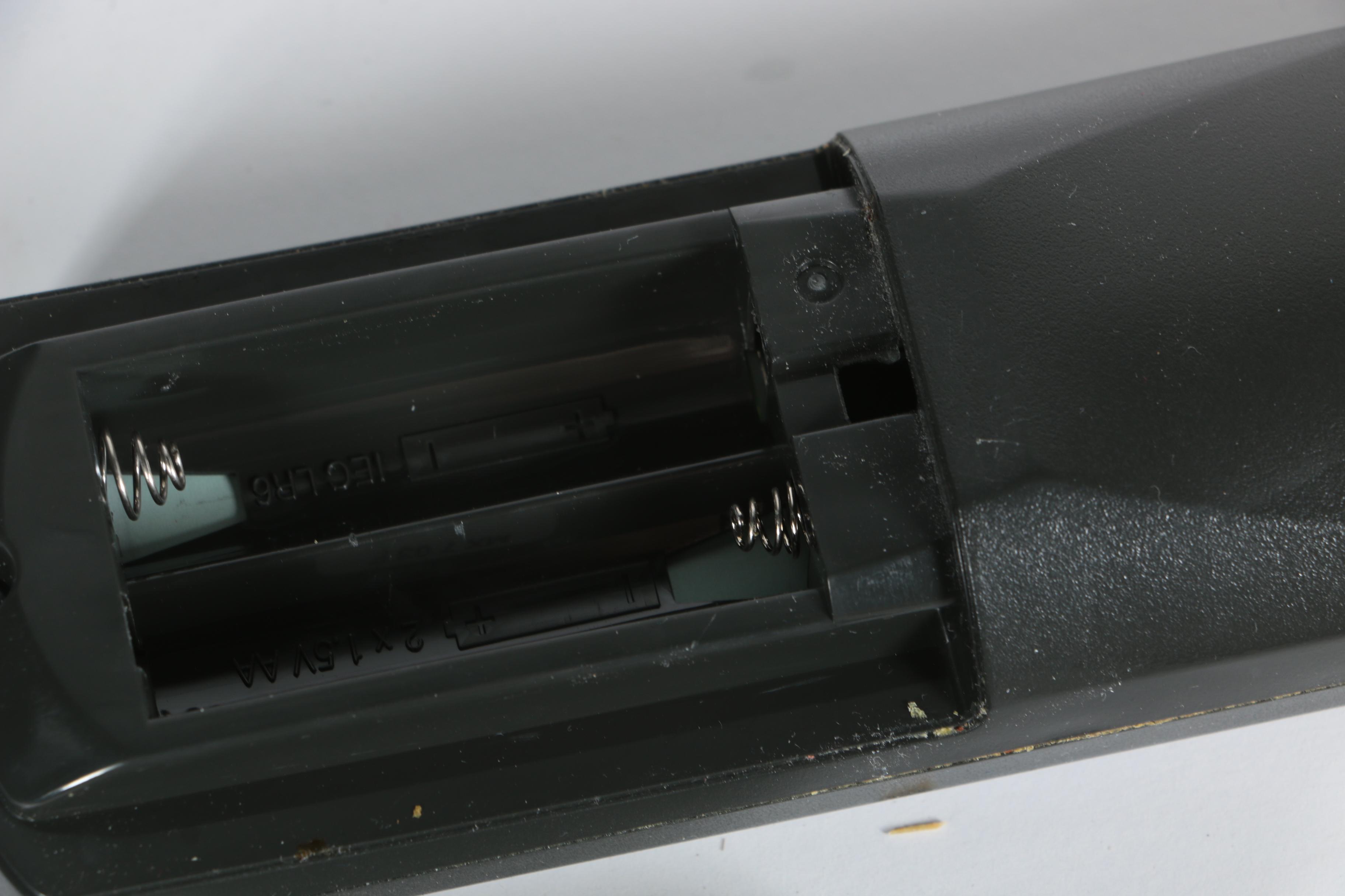 Bose PS3-2-1 Series II DVD Home Theater System with Sony DualShock 3 Controller