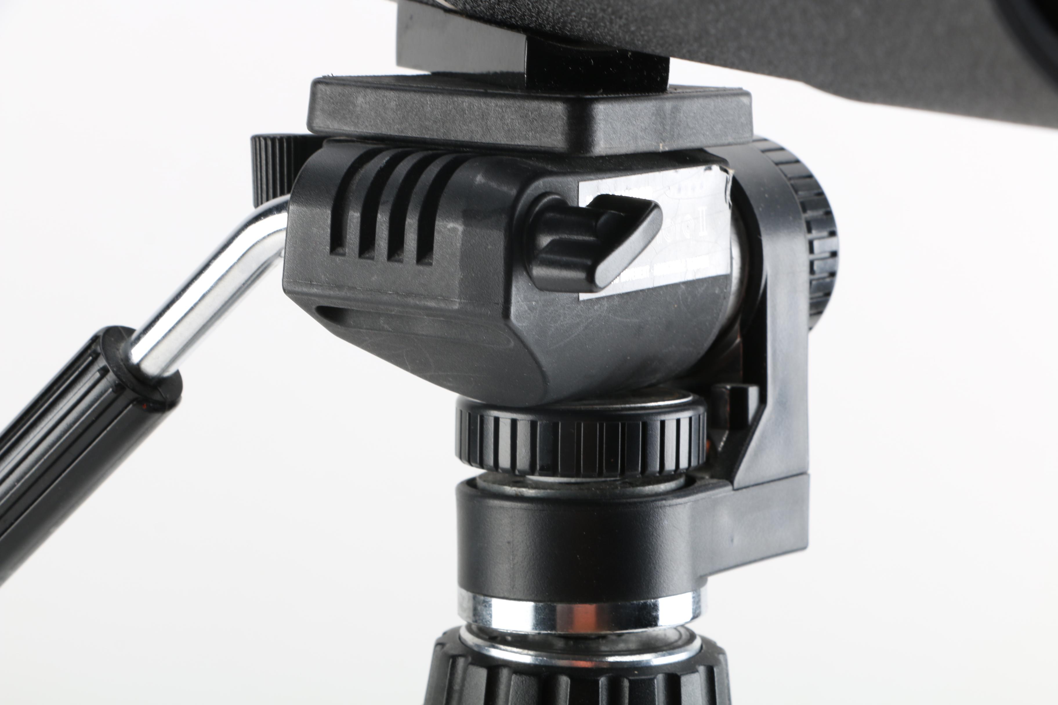 Bausch & Lomb 60mm Zoom Telescope with Hollywood Tripod