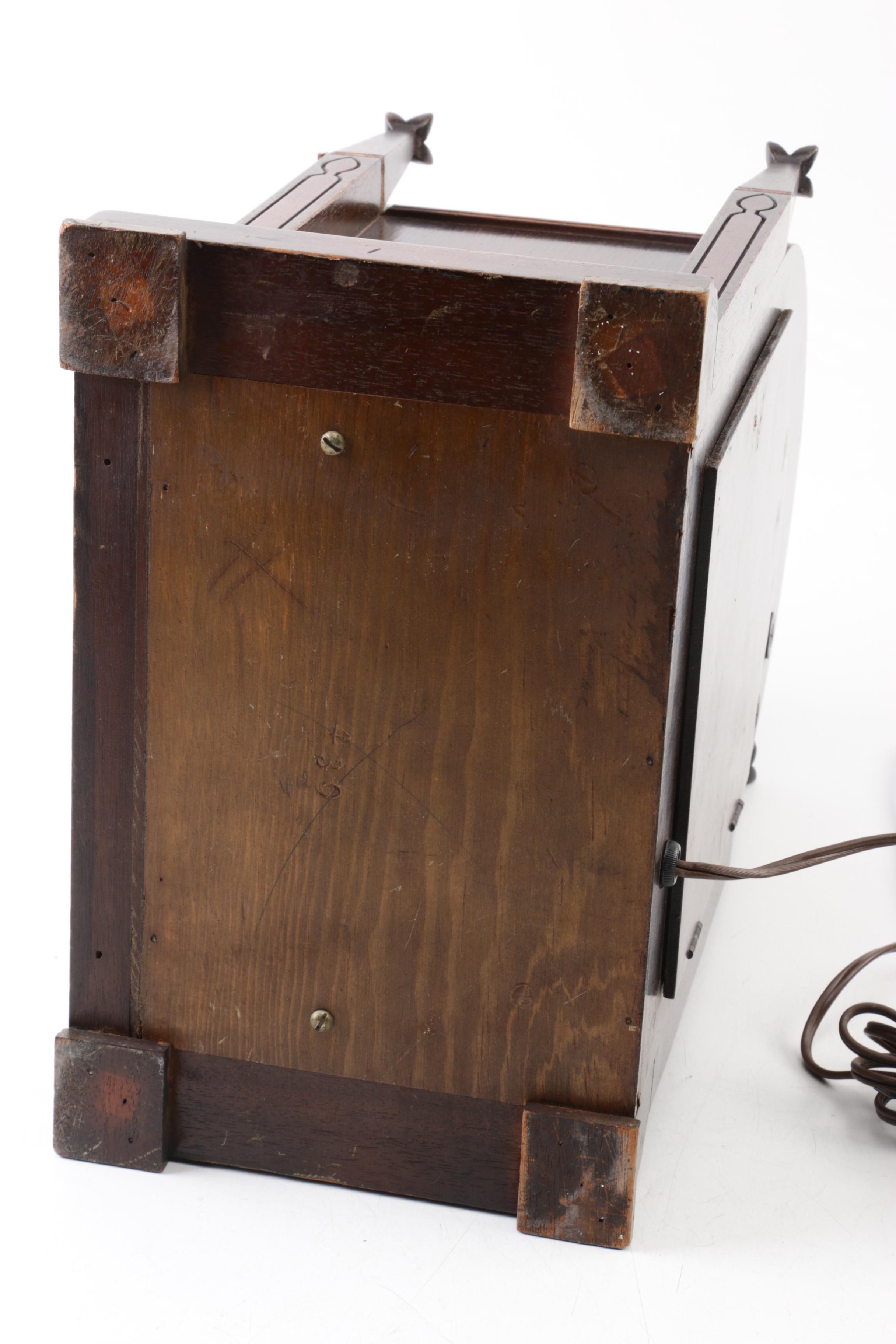 Telechron Revere Gothic Mantle Clock with Chimes