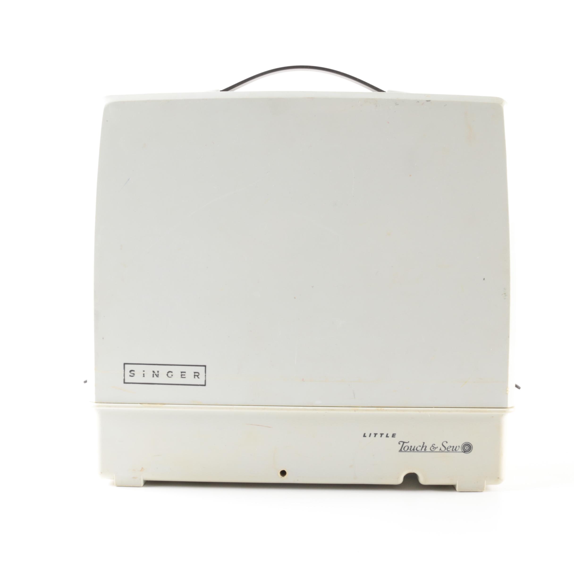 Vintage Singer "Little Touch & Sew" Children's Sewing Machine