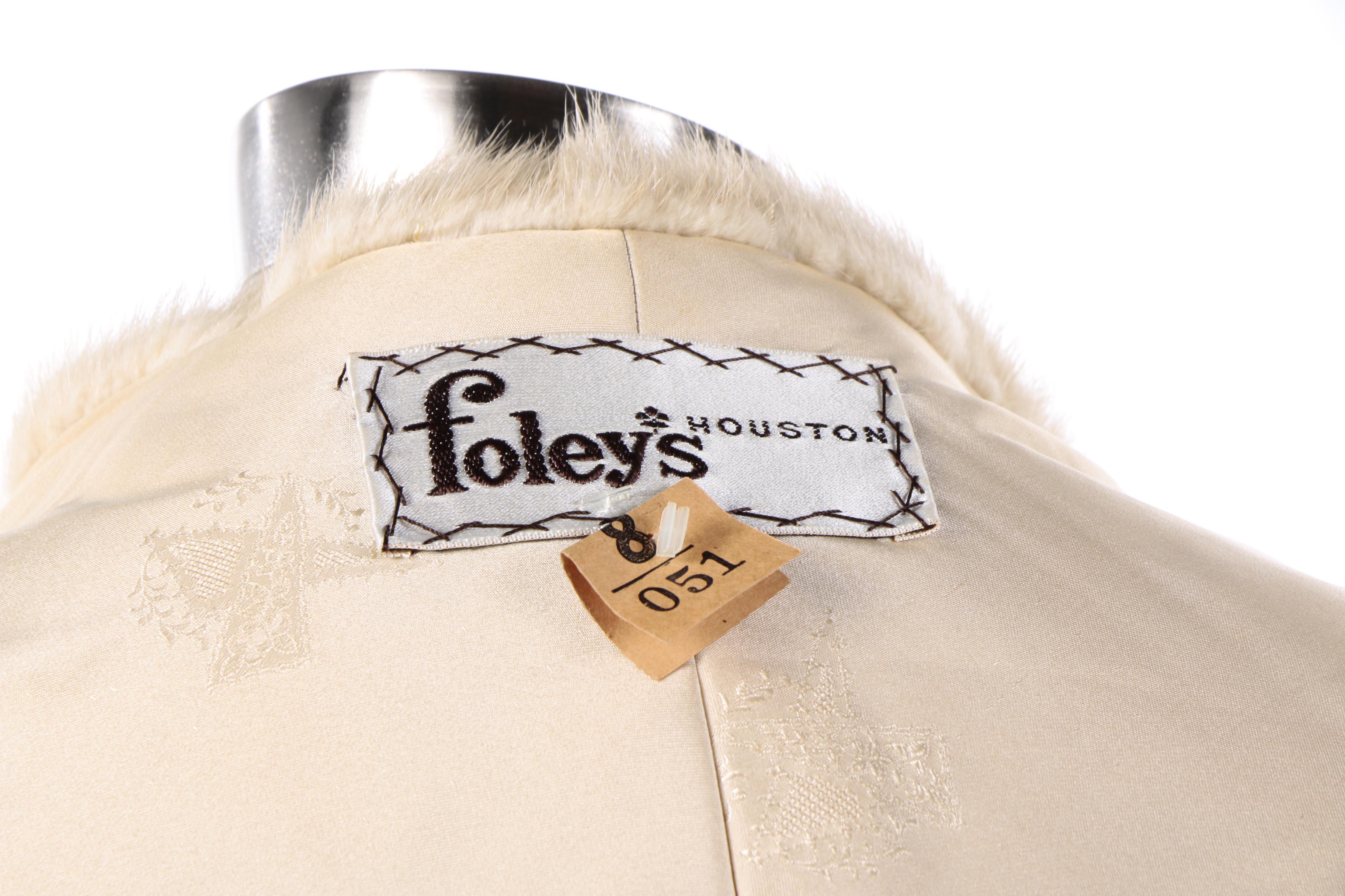 Women's Foley's of Houston Blonde Mink Fur Stole