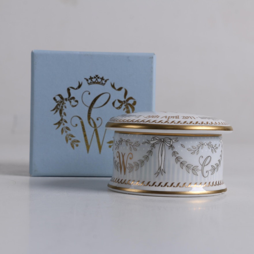Prince William and Kate Middleton Commemorative Royal Wedding Porcelain Pill Box