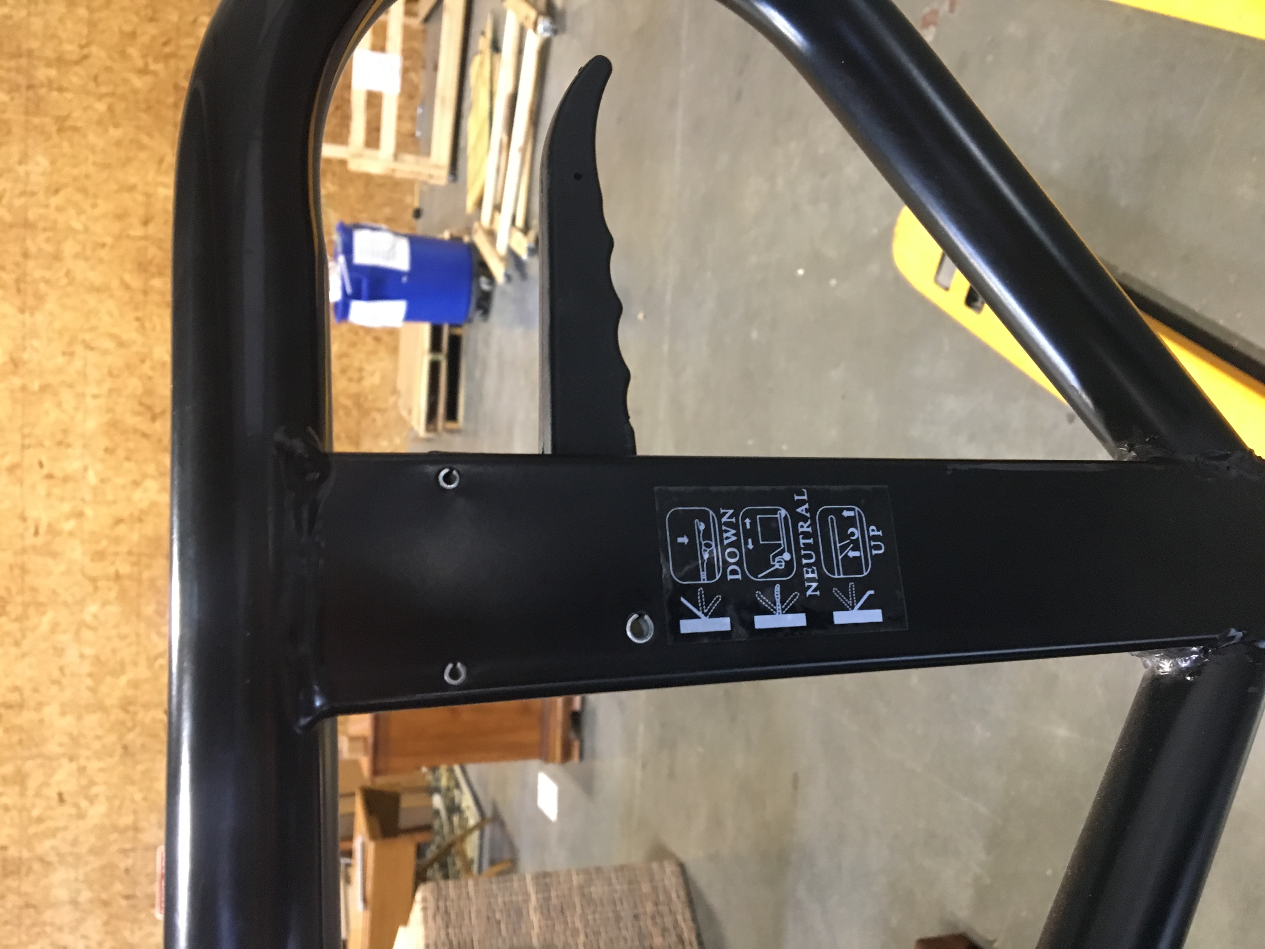 U-Line H-1043 Standard Fork Pallet Jack