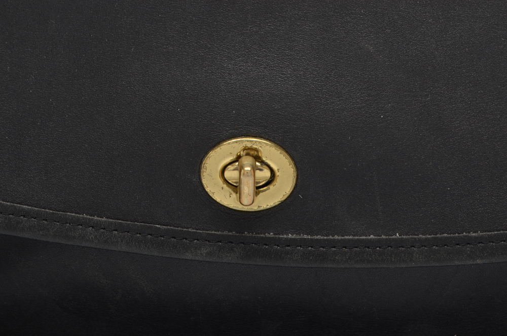 Vintage Coach City Shoulder Bag