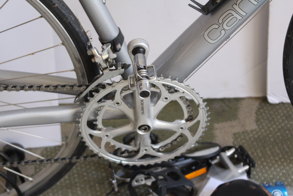 Cannondale R2000 Road Bike