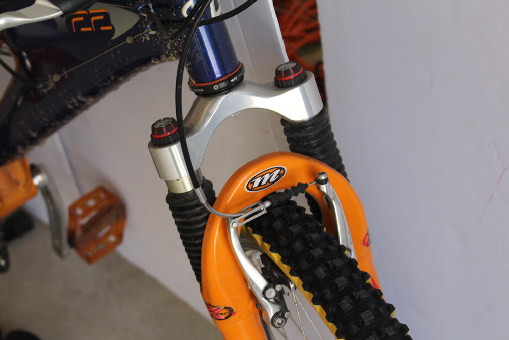 Trek Manitou Y22 Mountain Bike