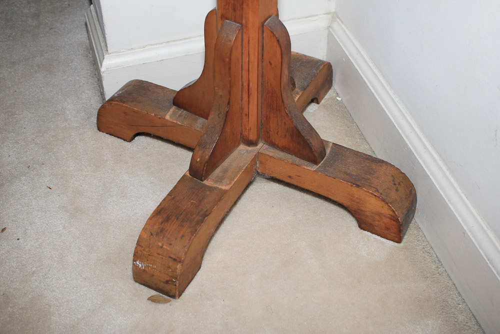 Arts and Crafts Style Coat/Hat Rack