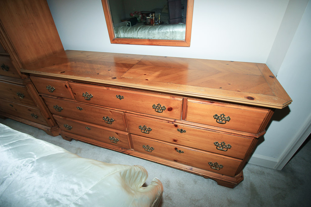 Vintage Colonial Style Pine Dresser with Mirror by Lane