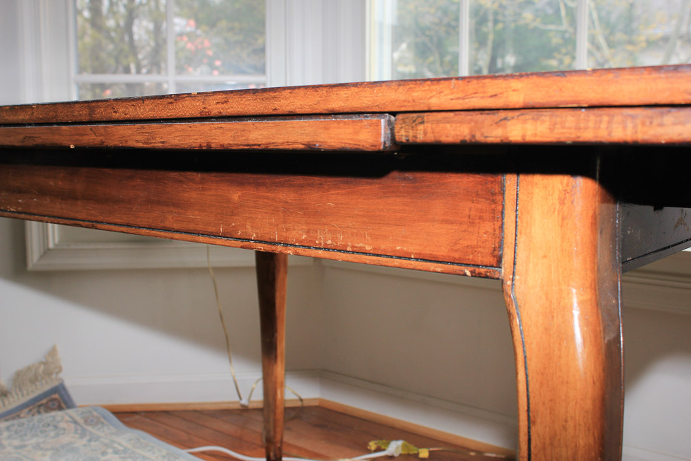 Vintage French Style Draw Leaf Dining Table