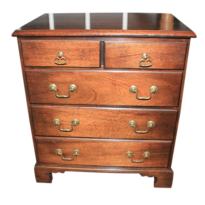 Vintage Mahogany Georgian Style Chest of Drawers