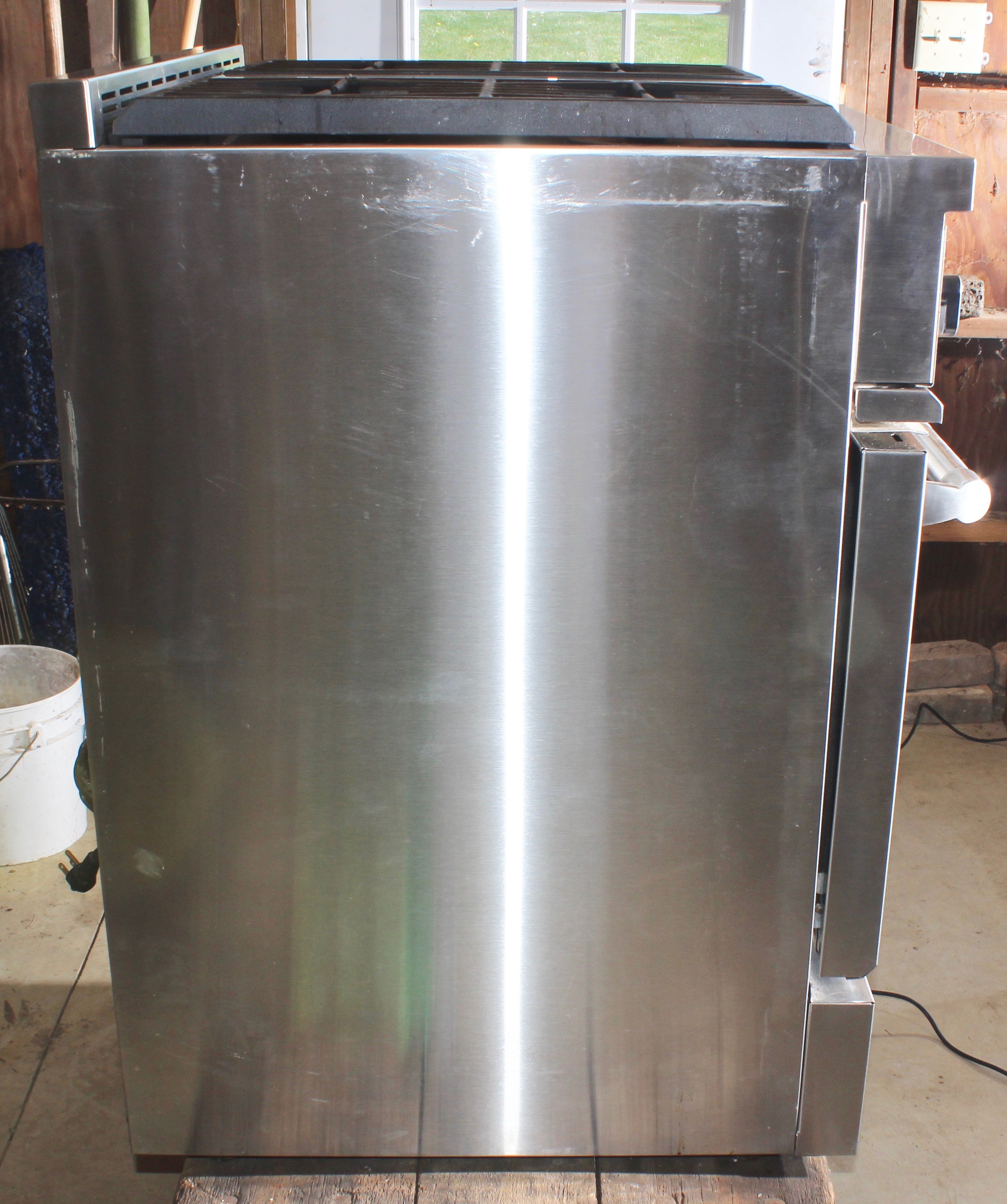 Jenn-Air Professional Series Four Burner Gas Range