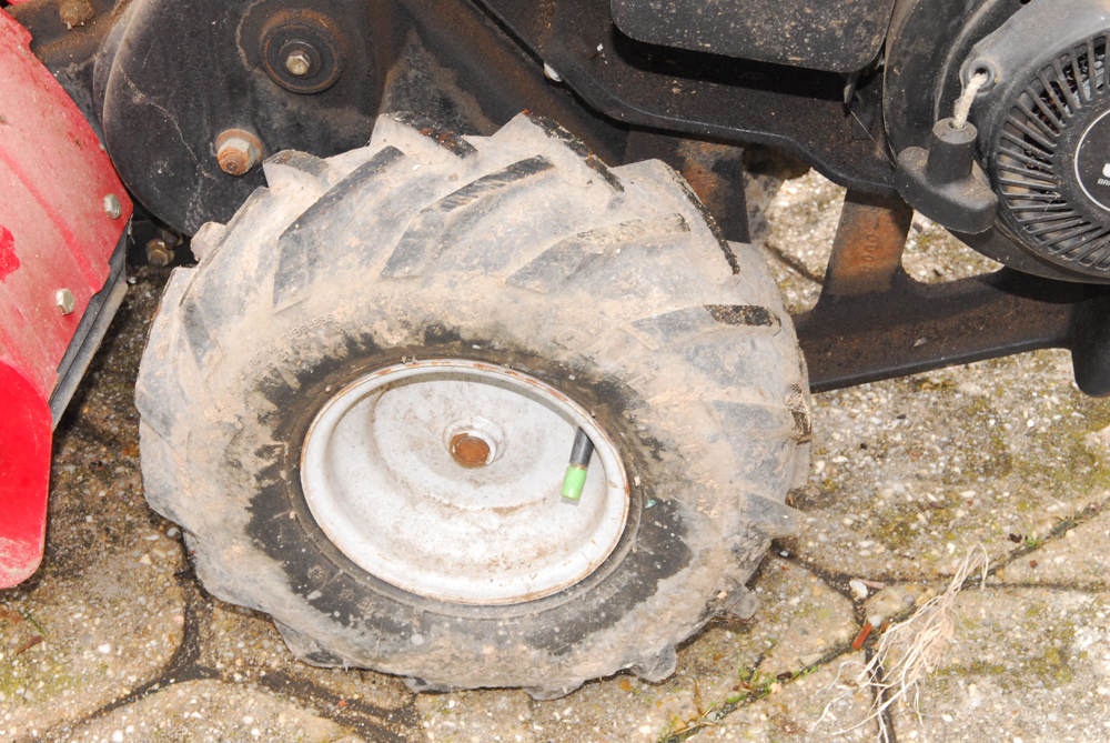 MTD Yard Machines Rear-Tine Rototiller with Briggs & Stratton 5HP Motor