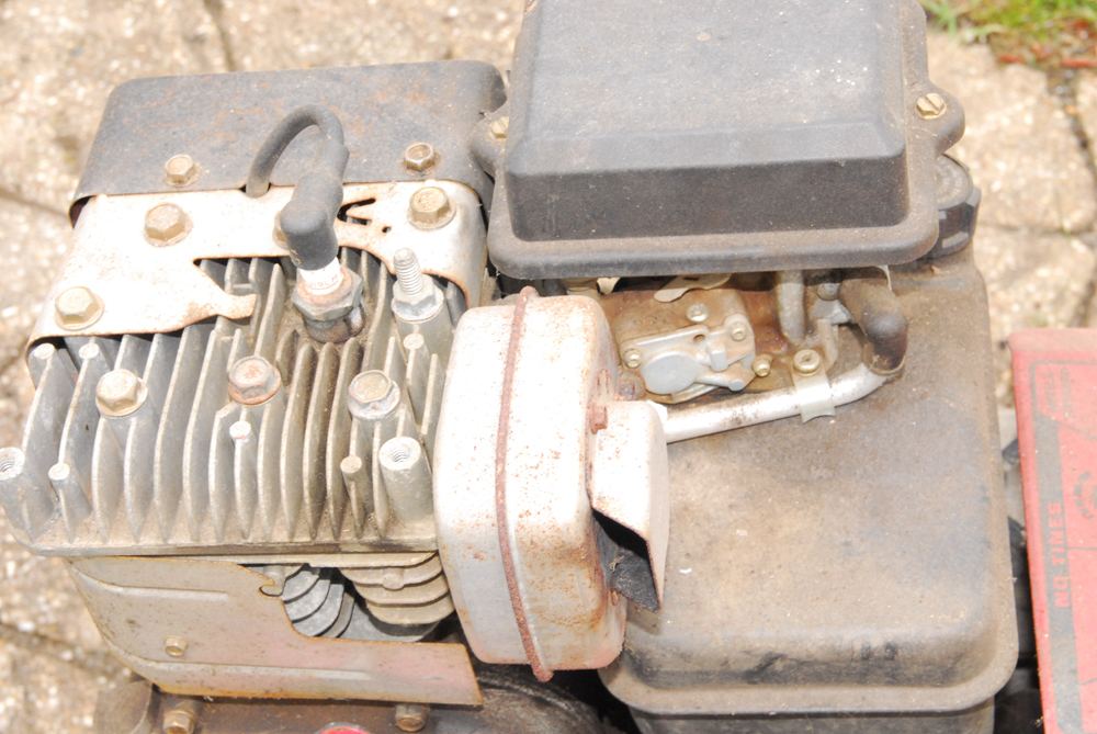 MTD Yard Machines Rear-Tine Rototiller with Briggs & Stratton 5HP Motor