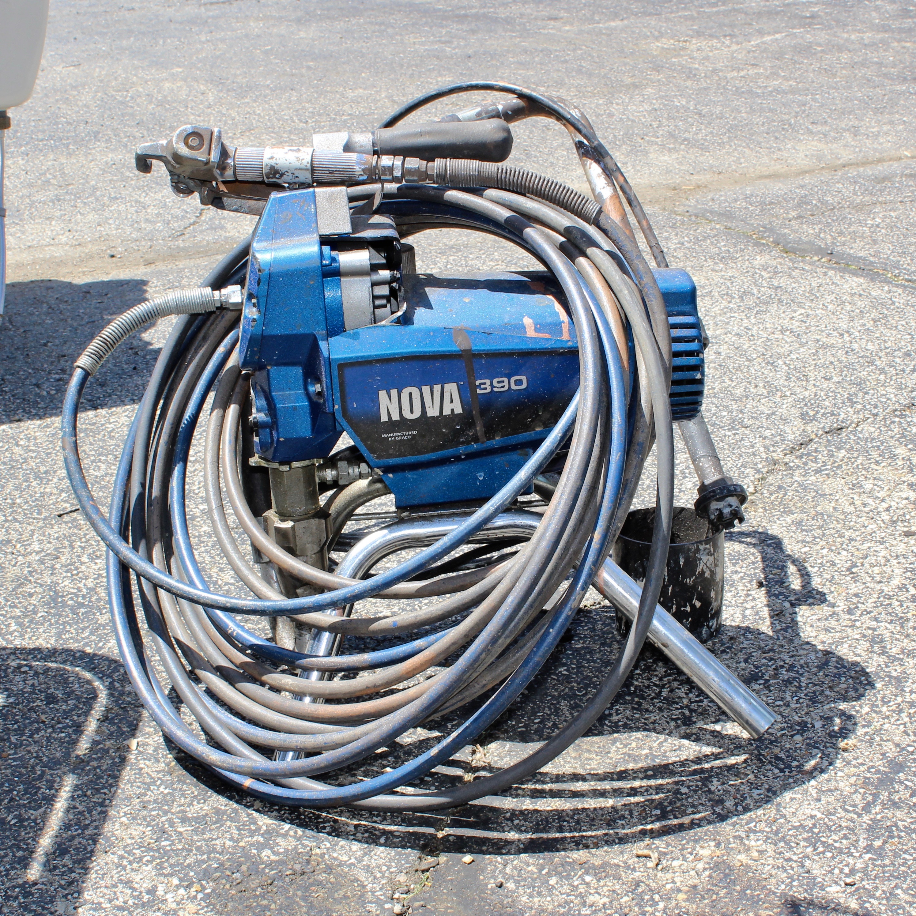 Graco nova 390 paint sprayer sale