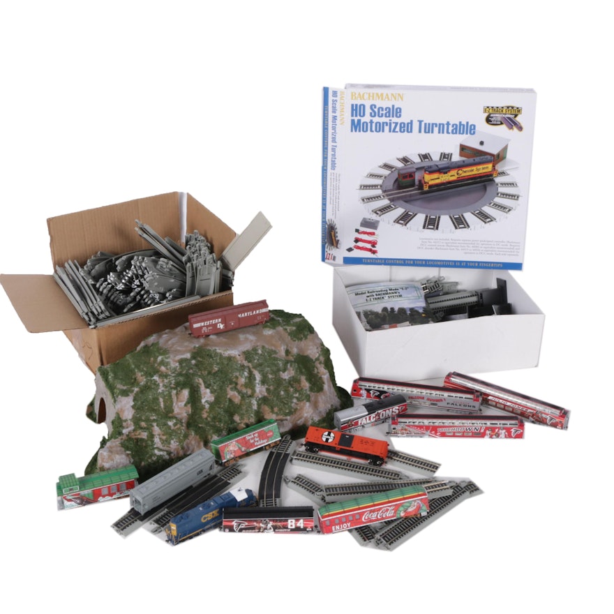 HO Scale Trains and Accessories Including Motorized Turntable and Coca-Cola Cars