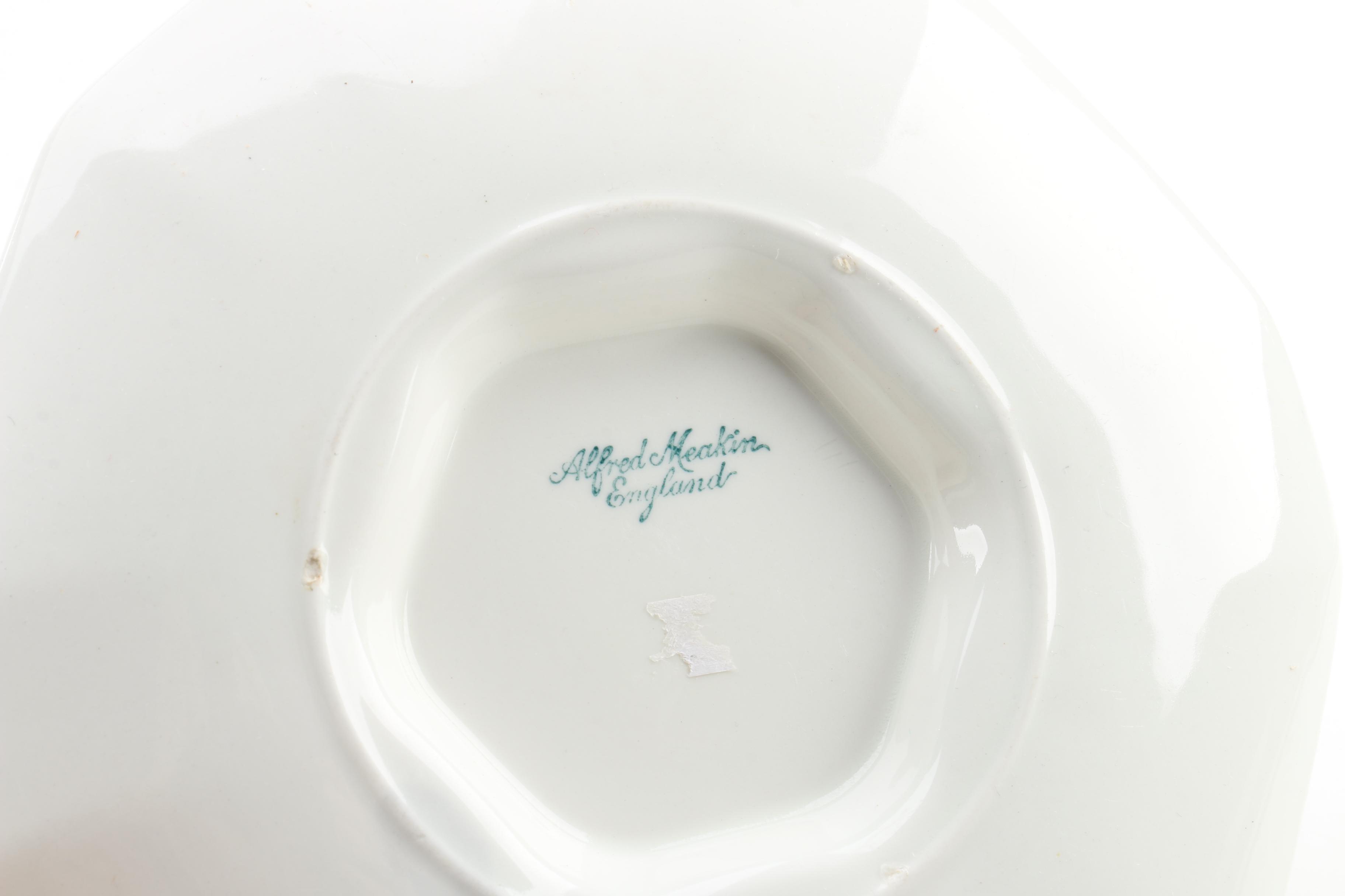 Vintage Alfred Meakin Porcelain Gravy Boat