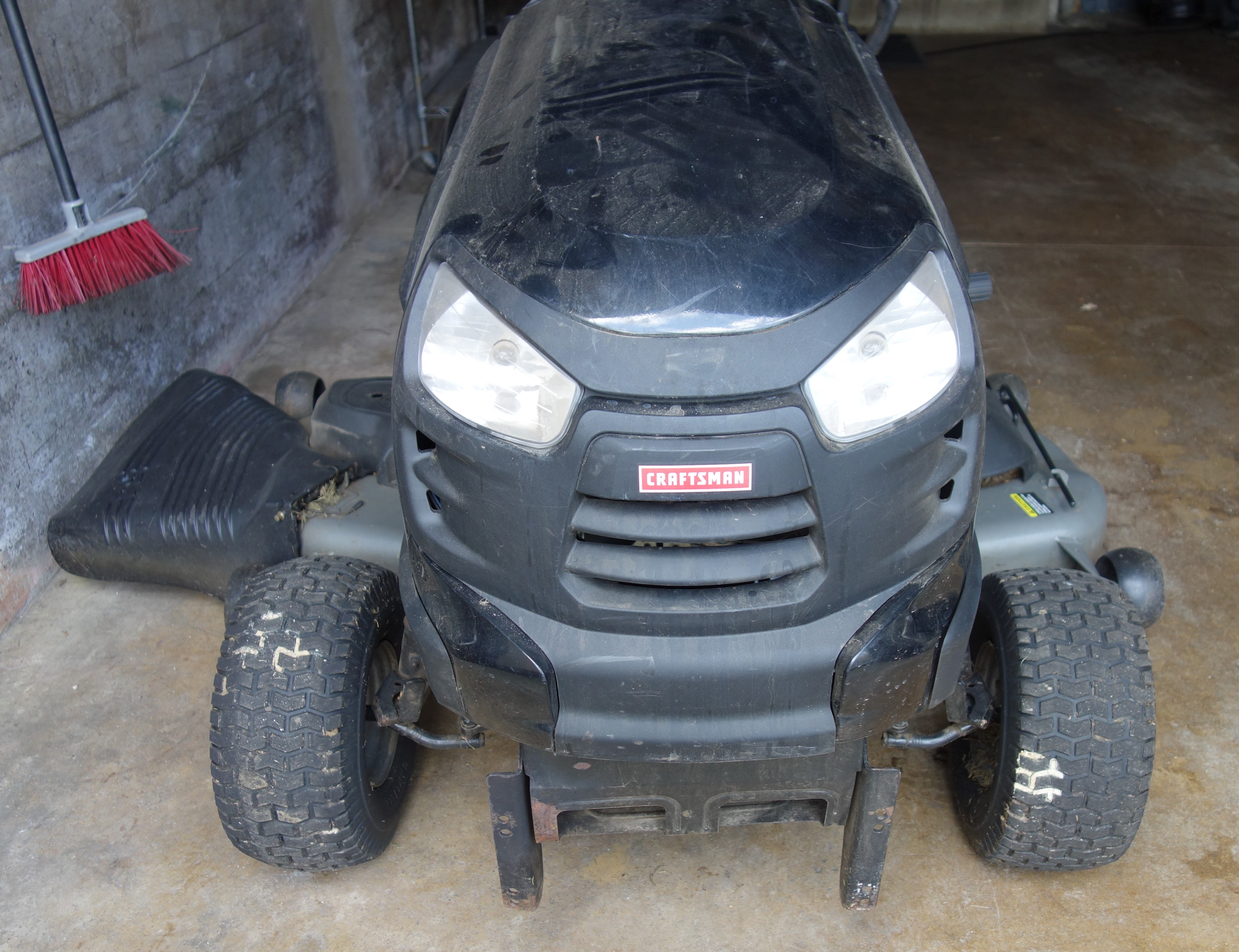 Craftsman YT4500 Riding Mower and Accessories