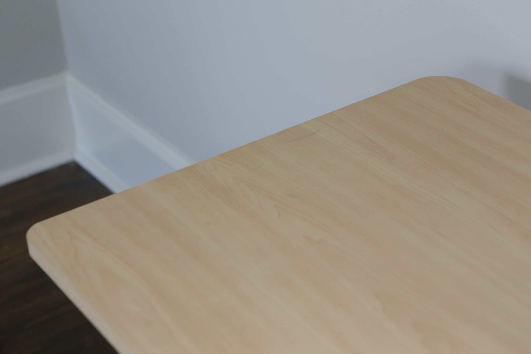 Modern Computer Desk by Studio RTA