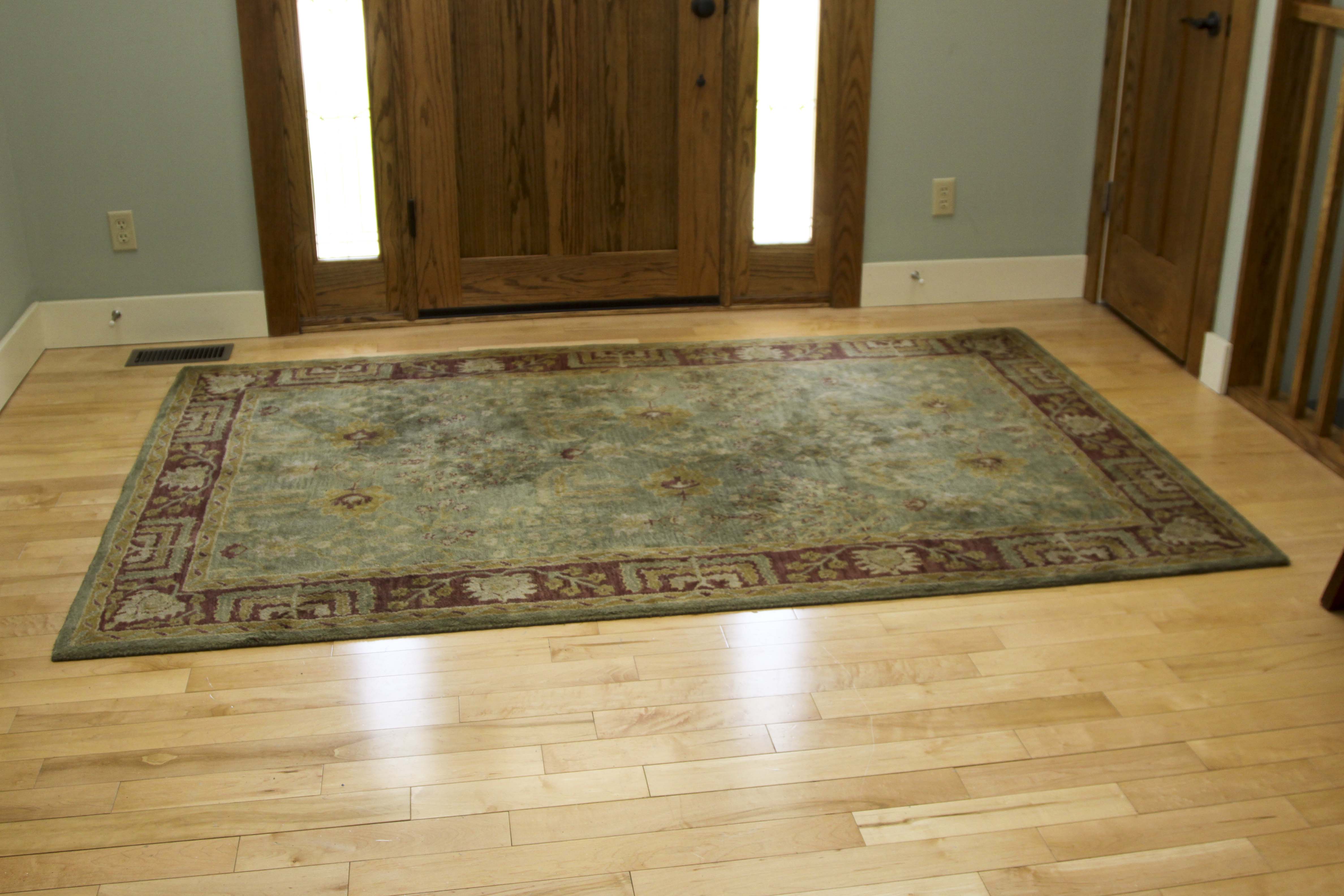 A Hand Tufted Pottery Barn Area Rug