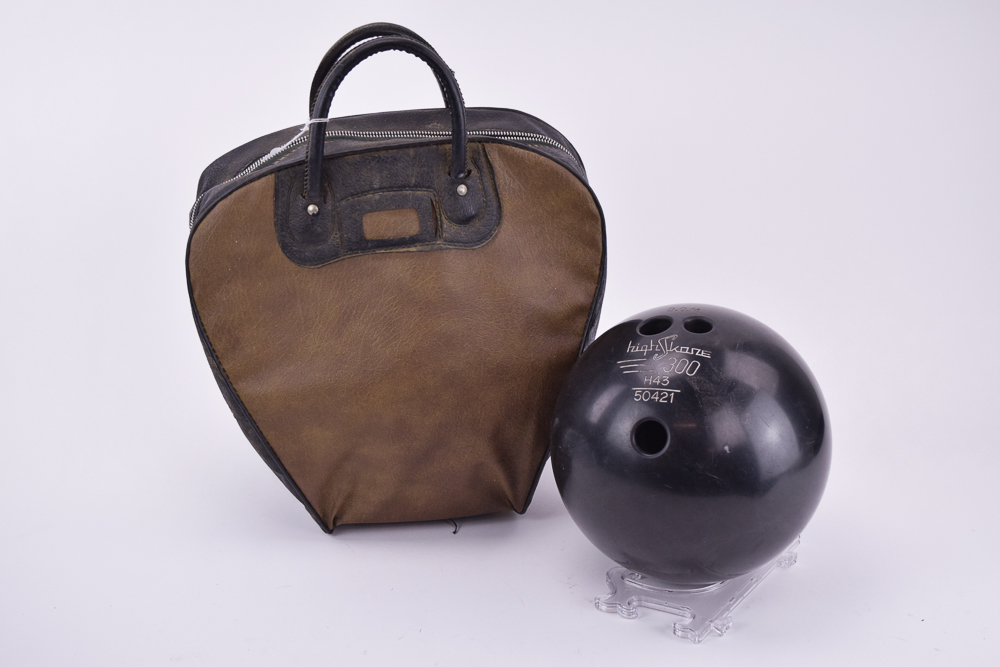 High Skore 300 Bowling Ball with Bag