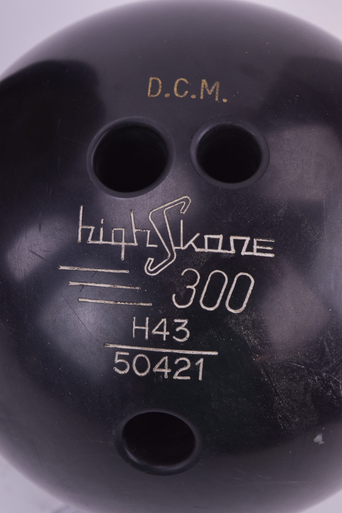High Skore 300 Bowling Ball with Bag