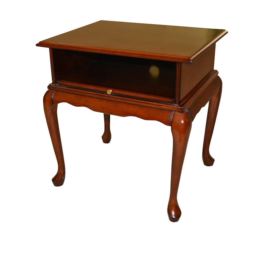 Queen Anne Style Side Table by The Bombay Company