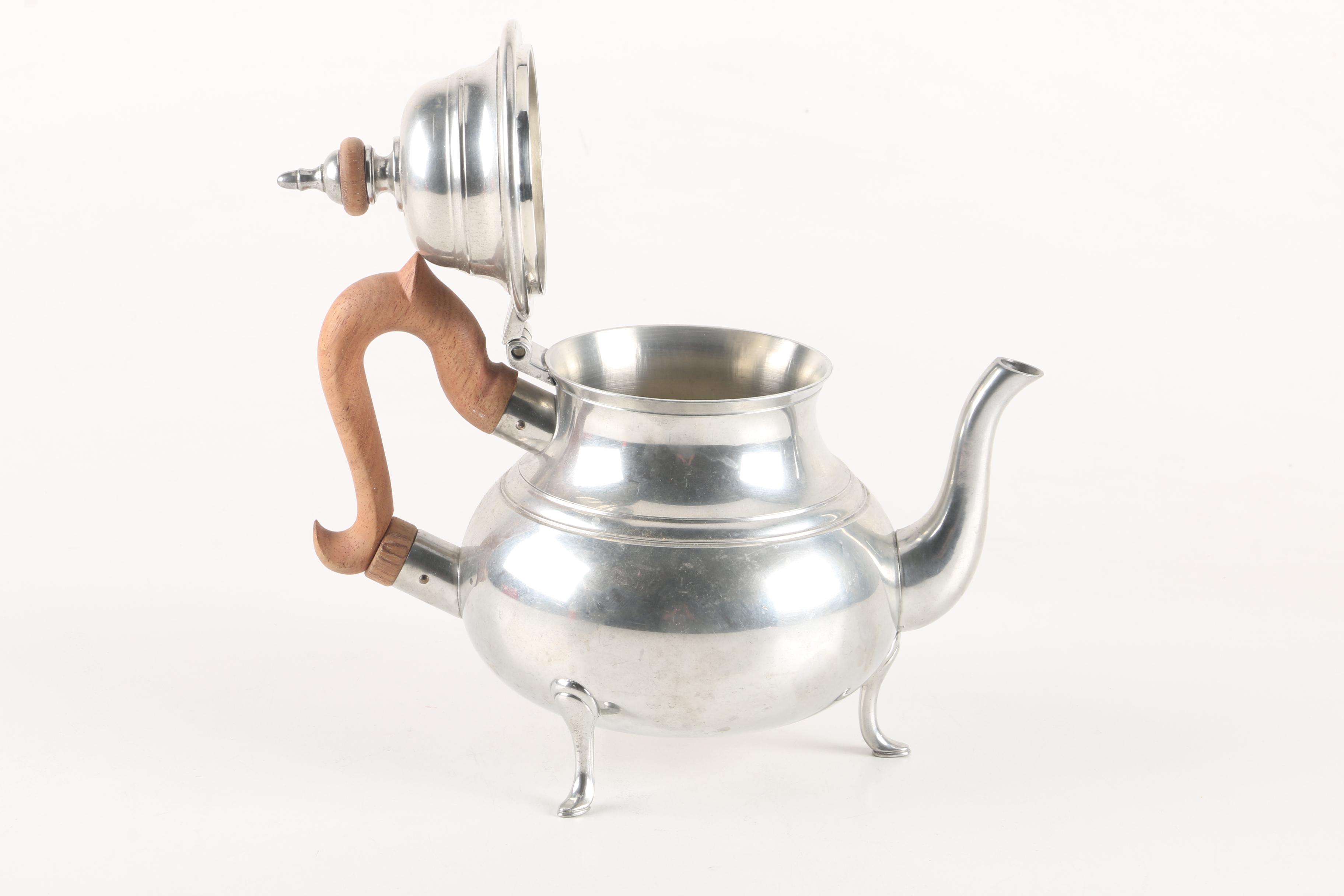 Kirk-Stieff "Williamsburg" Pewter Teapot